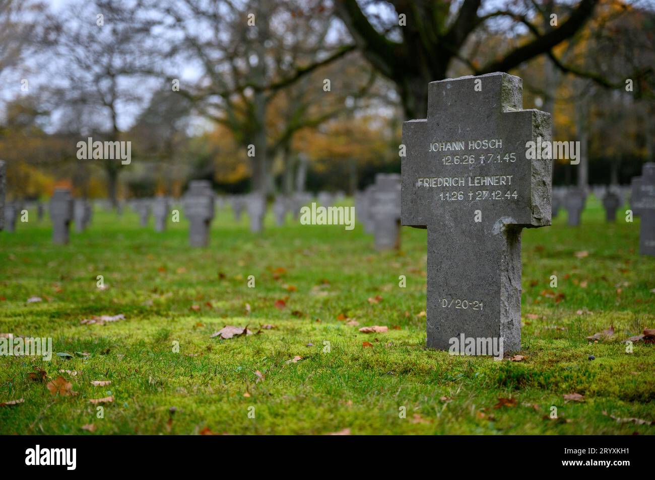 Le cimetière de guerre allemand Sandweiler à Luxembourg. Il contient les tombes de 10 913 soldats allemands tombés lors de la bataille des Ardennes en 1944-1945. Banque D'Images