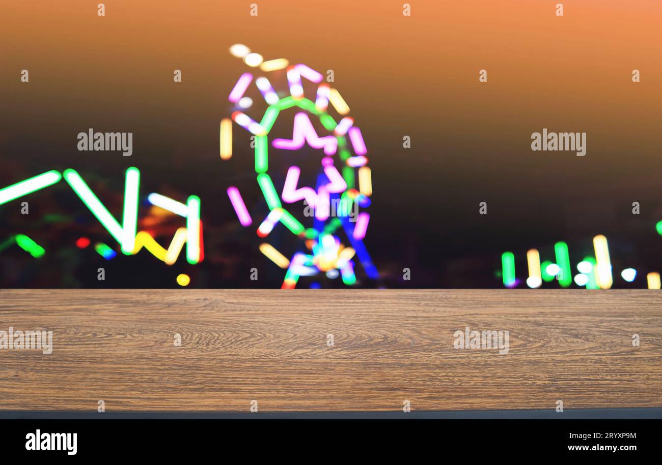 Table en bois sombre vide devant le fond abstrait flou de bokeh du restaurant. peut être utilisé pour l'affichage ou le montage de votre pr Banque D'Images Table en bois sombre vide devant le fond abstrait flou de bokeh du restaurant. peut être utilisé pour l'affichage ou le montage de votre pr Banque D'Images