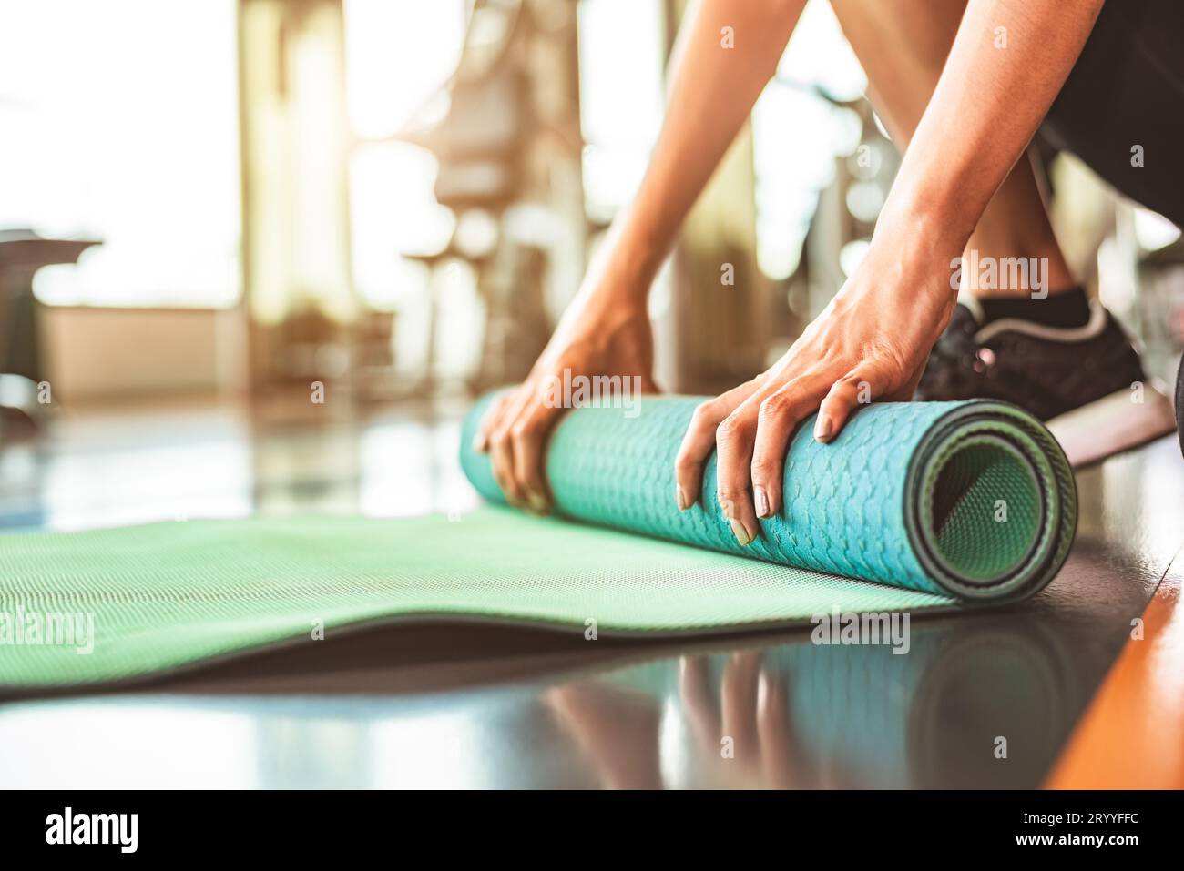 Tapis sol gym de yoga sport fitness en TPE avec Illustration du