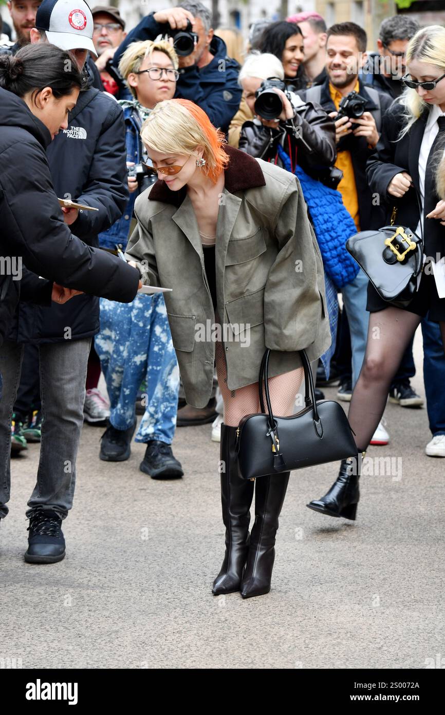 Hayley Williams - Street style à Paris Fashion week à Paris - France Banque D'Images