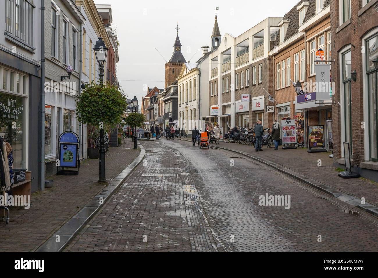 Leerdam, pays-Bas. 21 novembre 2024. Rue commerçante Leerdam Banque D'Images