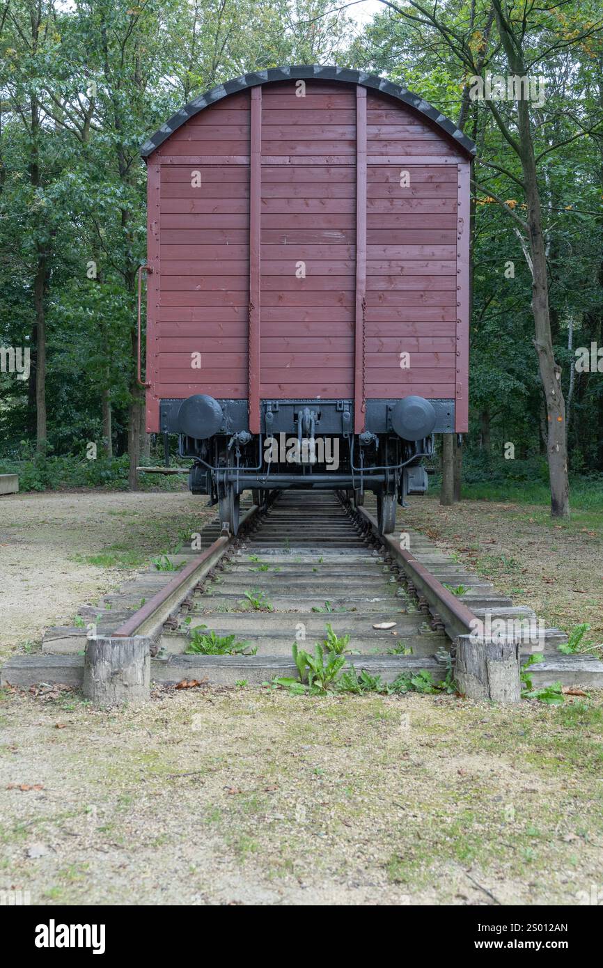 Chariot pour prisonniers déportés au musée mémorial national. Camp de concentration pendant la seconde guerre mondiale. Banque D'Images Chariot pour prisonniers déportés au musée mémorial national. Camp de concentration pendant la seconde guerre mondiale. Banque D'Images