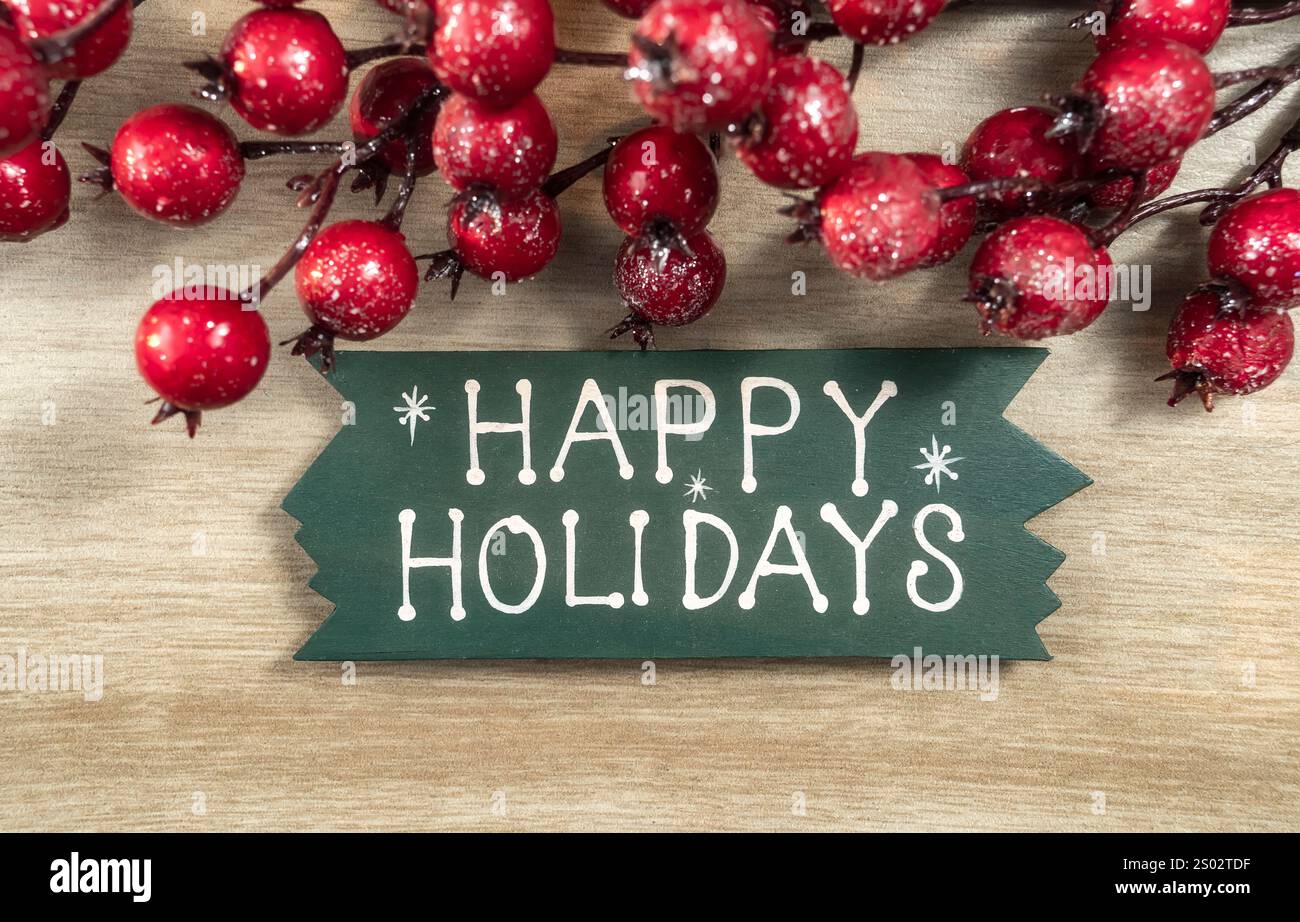 Happy Holiday écrit sur fond de bois Banque D'Images