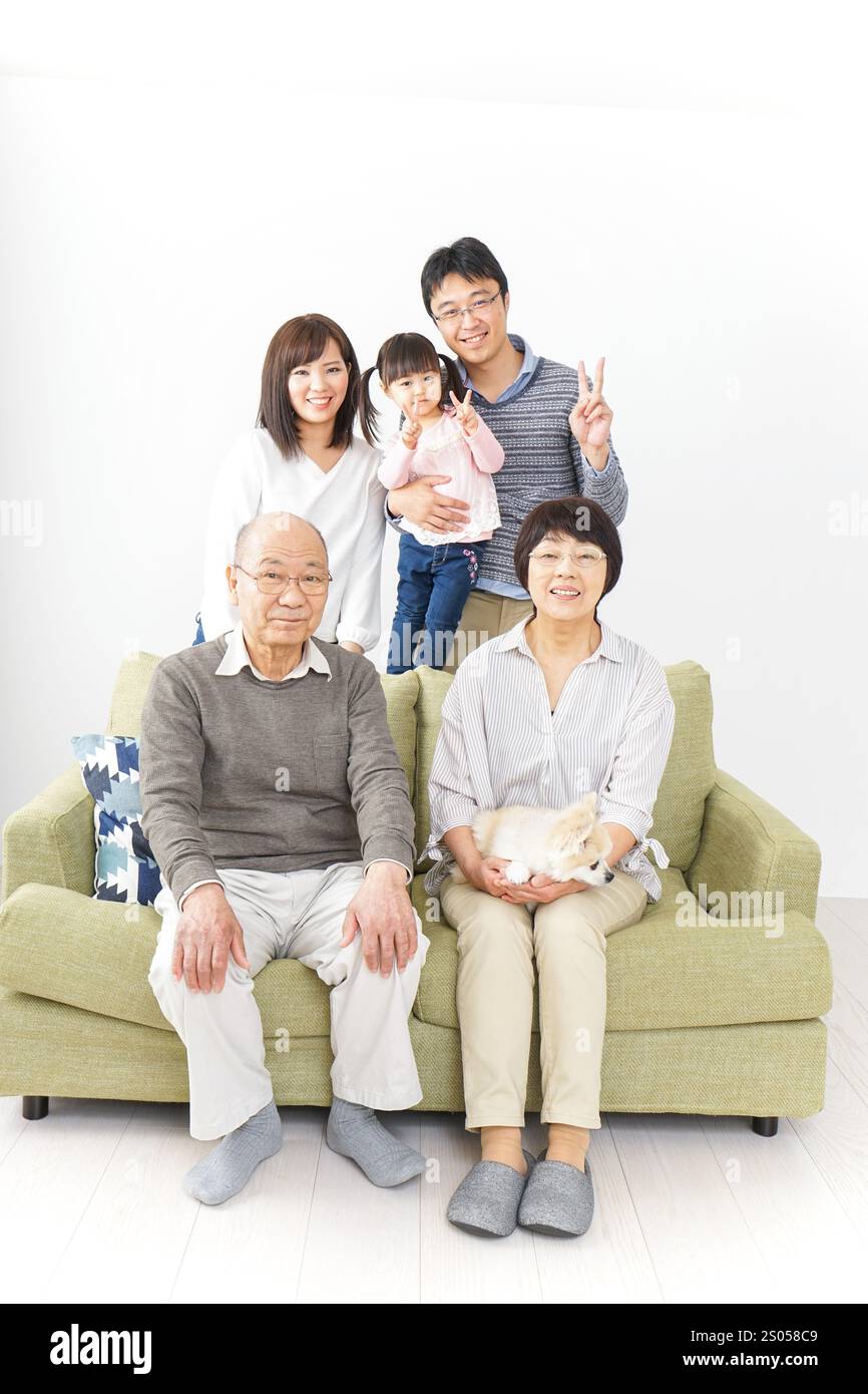 Image photo de groupe familial de trois générations Banque D'Images