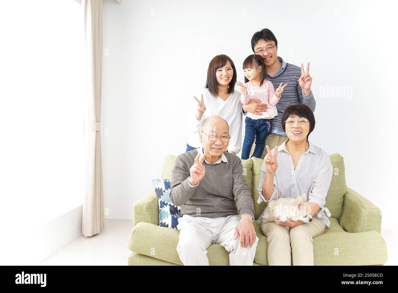 Image photo de groupe familial de trois générations Banque D'Images