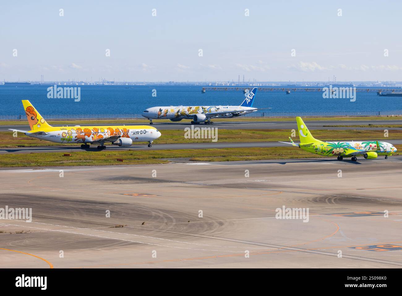 Japon - Tokio, 21 novembre 2024 : Ana Pokemon 777 au Japon Banque D'Images