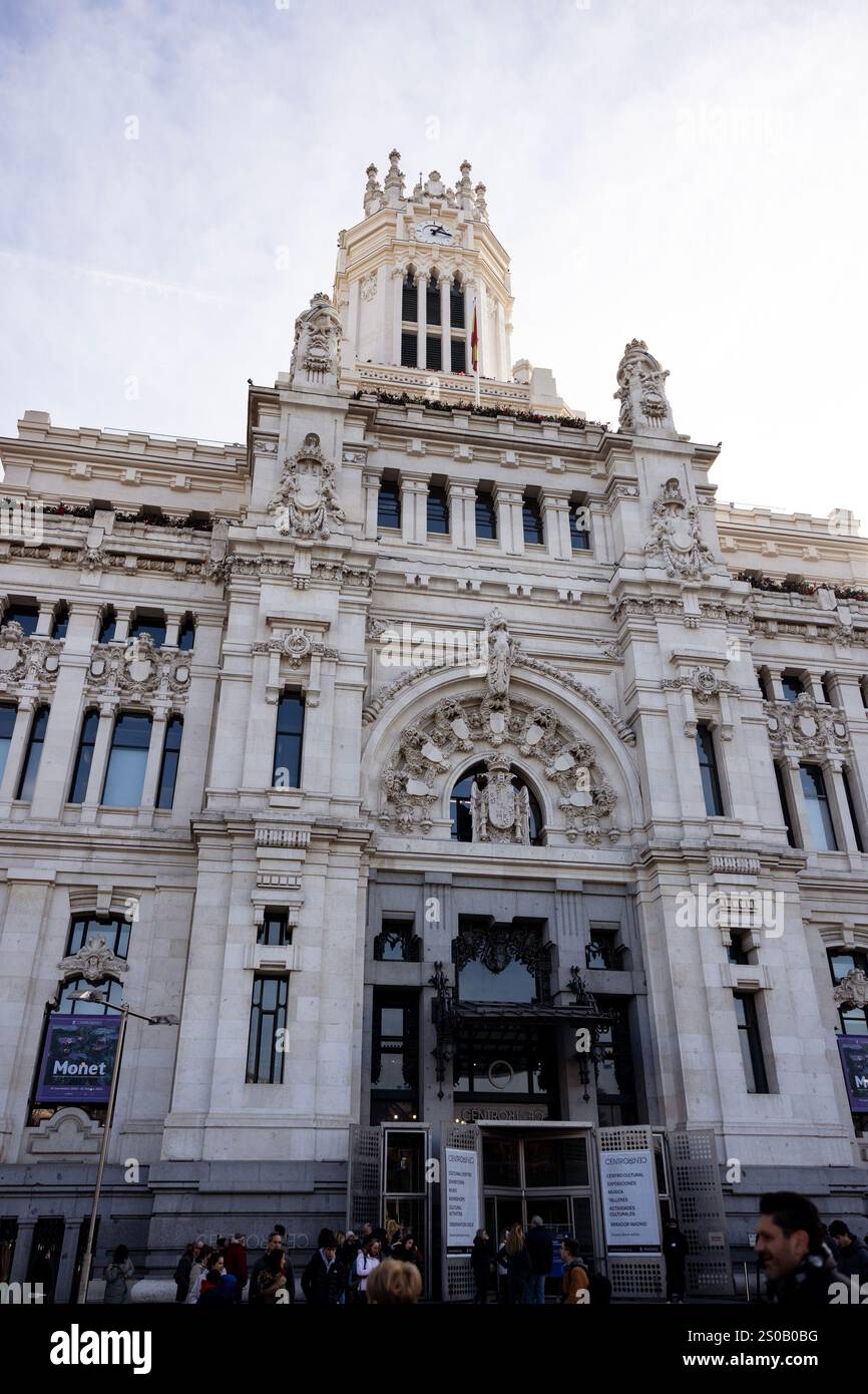 Cibeles Palace à Madrid, Espagne, à l'origine un bureau de poste, il abrite aujourd'hui l'hôtel de ville et le centre culturel CentroCentro. Banque D'Images