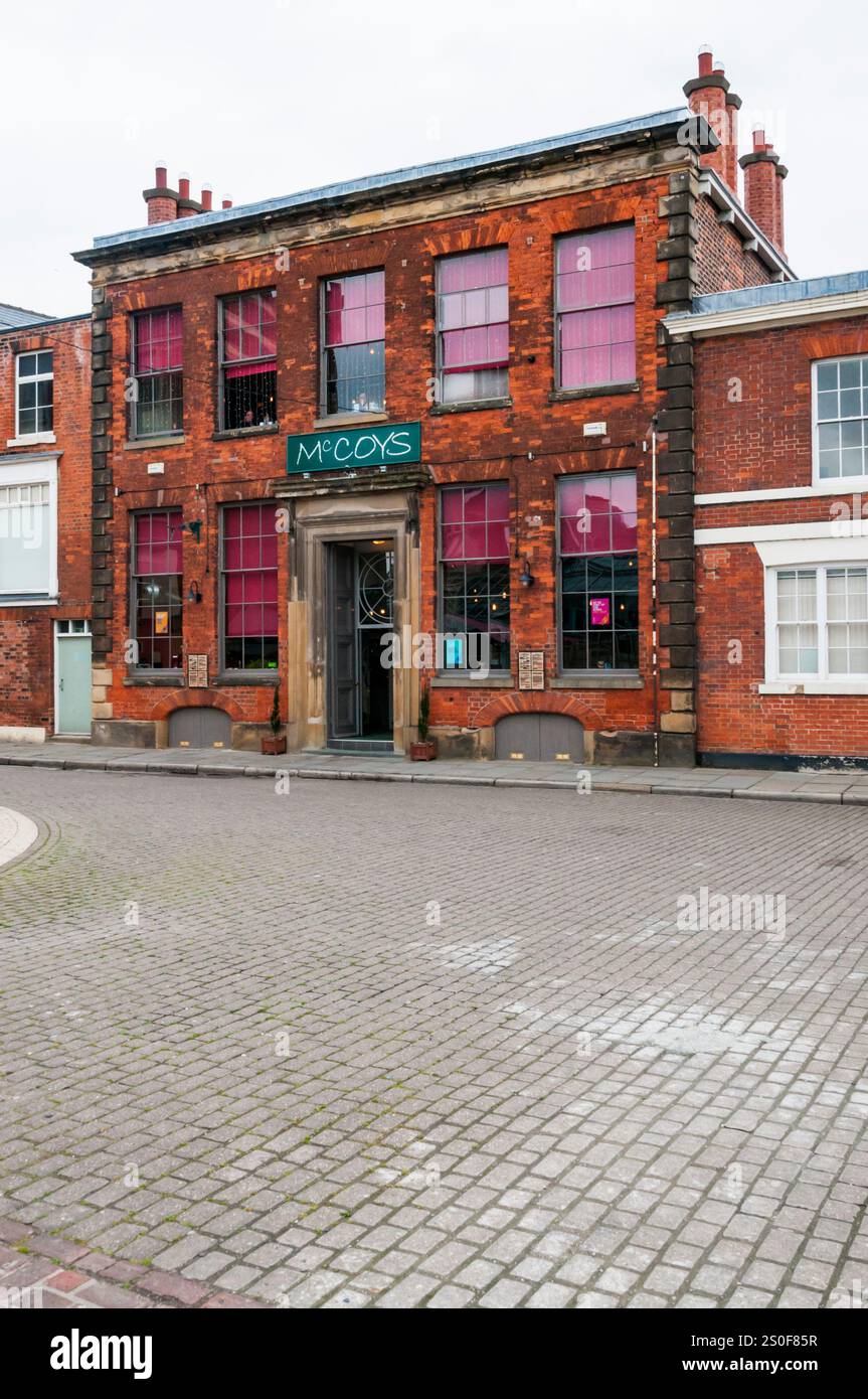 McCoys Coffee Roastery & Café Bar à Princes Dock Street, Kingston upon Hull. Banque D'Images