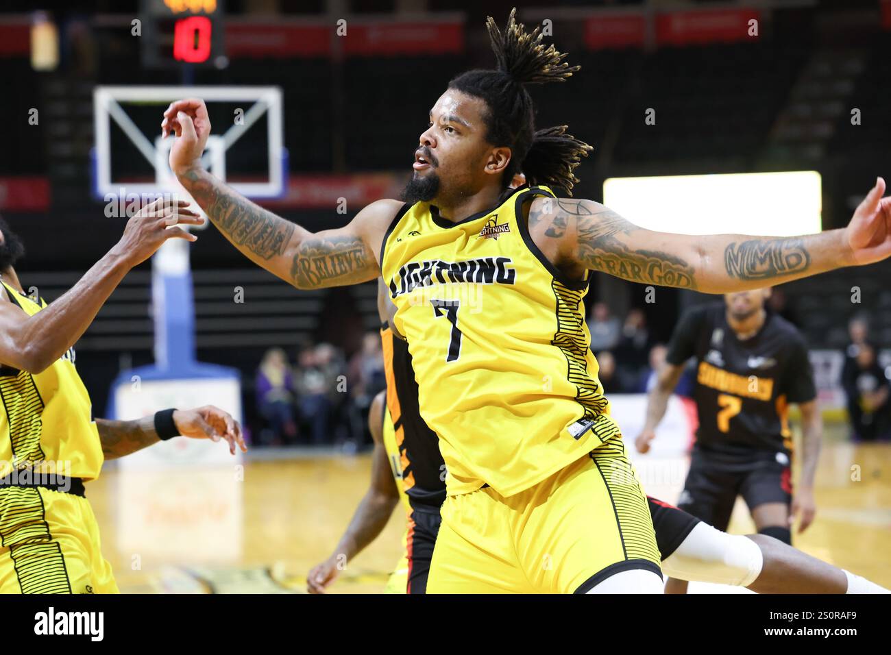 Londres, Canada. 28 décembre 2024. Le Lightning de Londres a battu le Sudbury 5 129-128 à Canada Life place. Corey Boyd (7 ans) du London Lightning pendant le 4ème quart-temps. Crédit : Luke Durda/Alamy Live News Banque D'Images