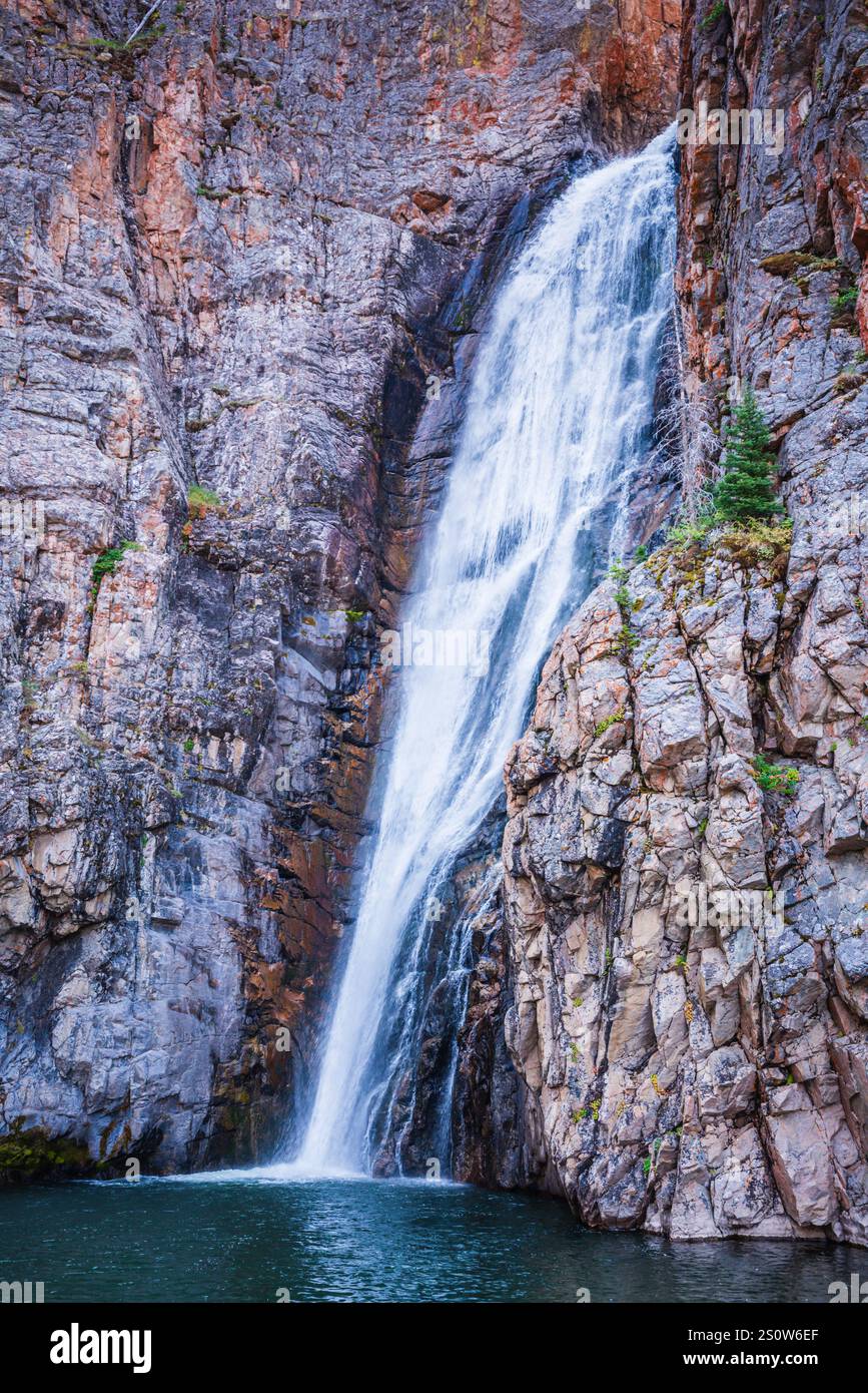 Porcupine Falls est une cascade populaire dans les montagnes Bighorn du nord du Wyoming. Banque D'Images