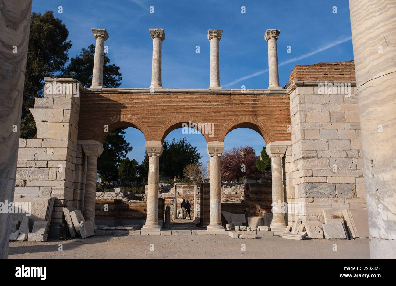 Selcuk, Turquie, Turkiye. Ruines reconstruites de la basilique de Saint Jean. Banque D'Images Selcuk, Turquie, Turkiye. Ruines reconstruites de la basilique de Saint Jean. Banque D'Images