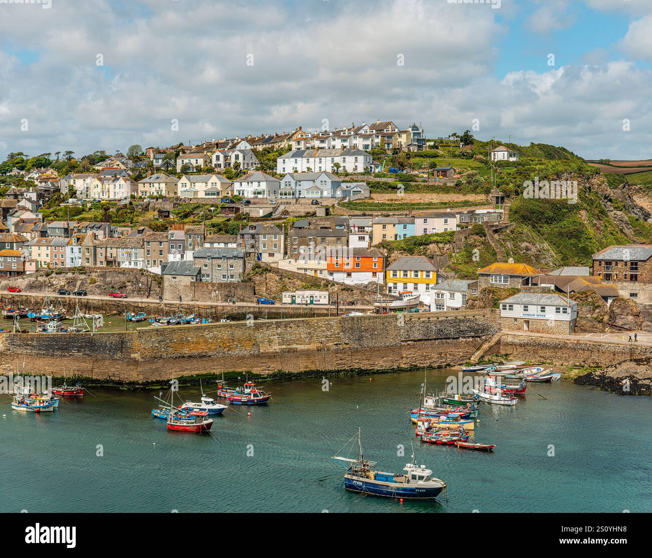 Le port du village de pêcheurs Mevagissey en Cornouailles, Angleterre, Royaume-Uni Banque D'Images