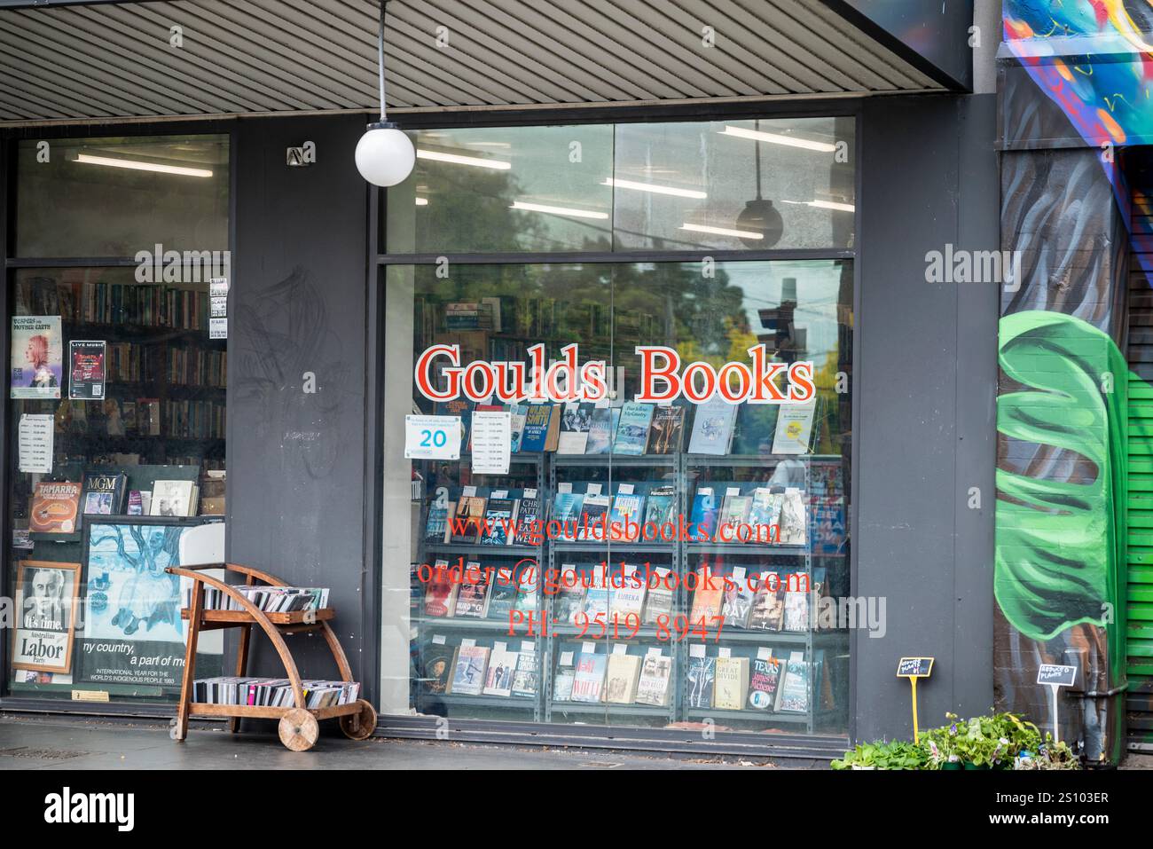 Goulds Books, une librairie légendaire d'occasion à Newtown, un quartier varié et bohème du centre-ville, Sydney, NSW, Australie Banque D'Images