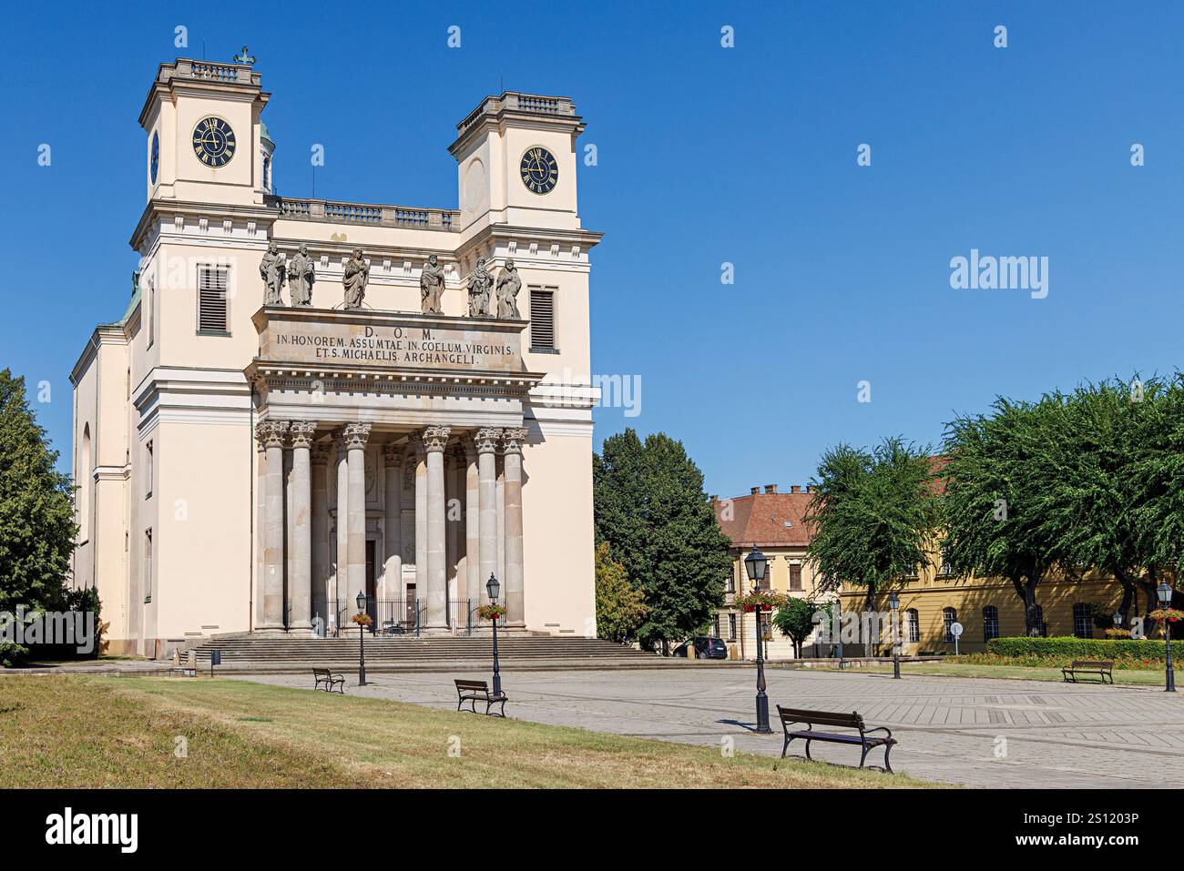 Cathédrale de l'Assomption de la Sainte Vierge et Saint Michel l'Archange, Vác, Hongrie Banque D'Images