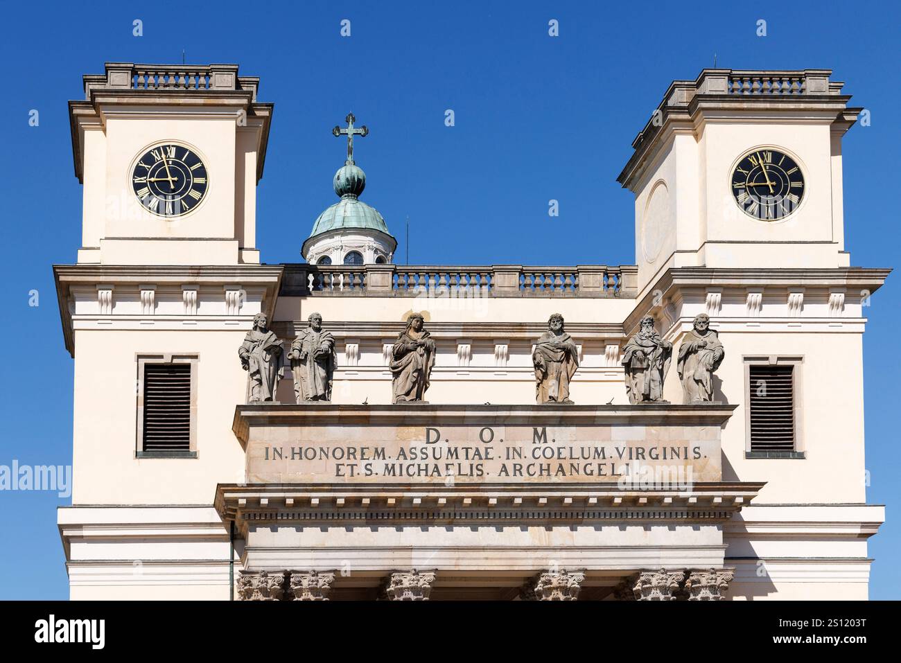 Cathédrale de l'Assomption de la Sainte Vierge et Saint Michel l'Archange, Vác, Hongrie Banque D'Images