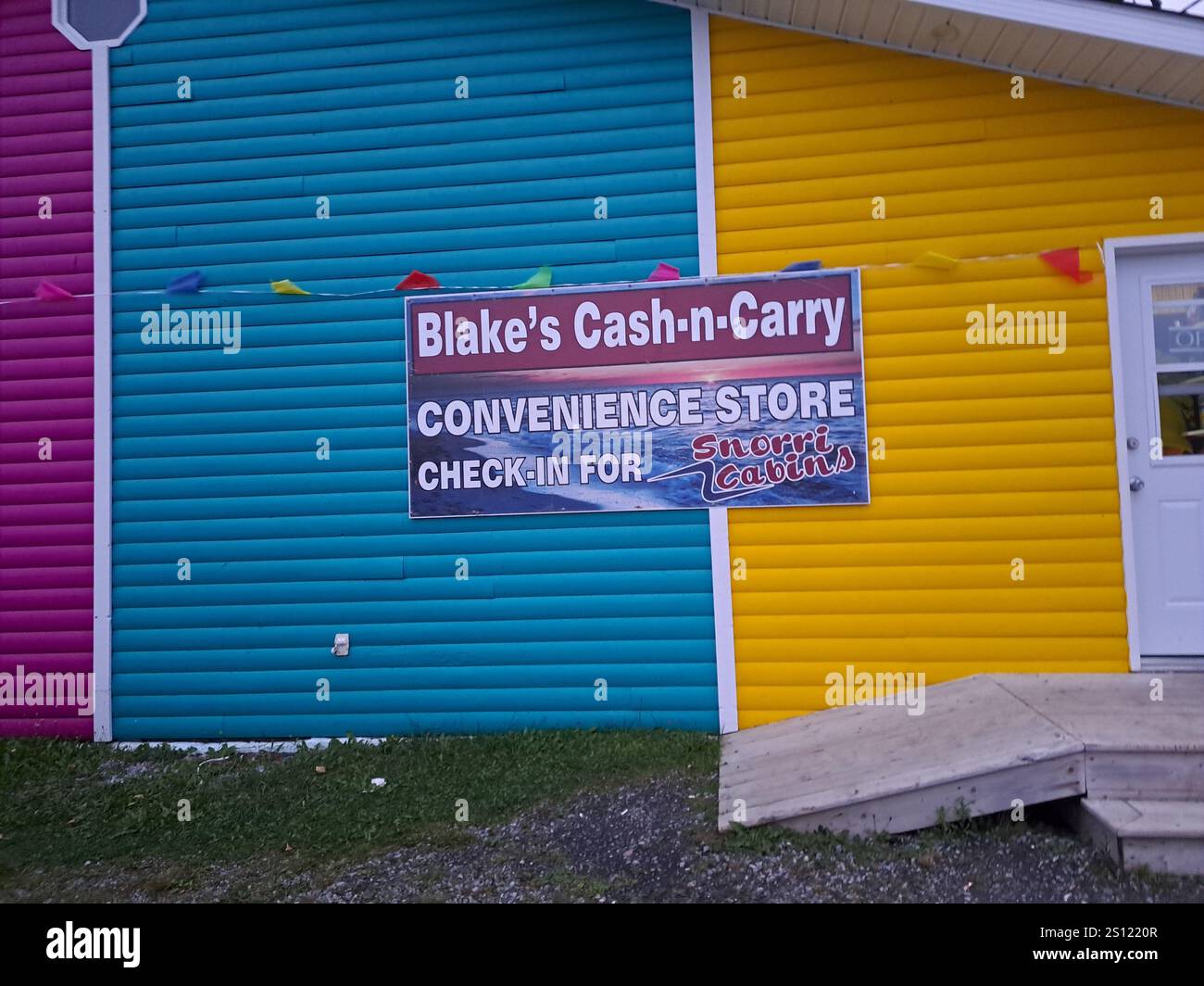 Enseigne du dépanneur Blake's Cash-n-Carry sur NL 436 à Saint lunaire-Griquet, Terre-Neuve-et-Labrador, Canada Banque D'Images