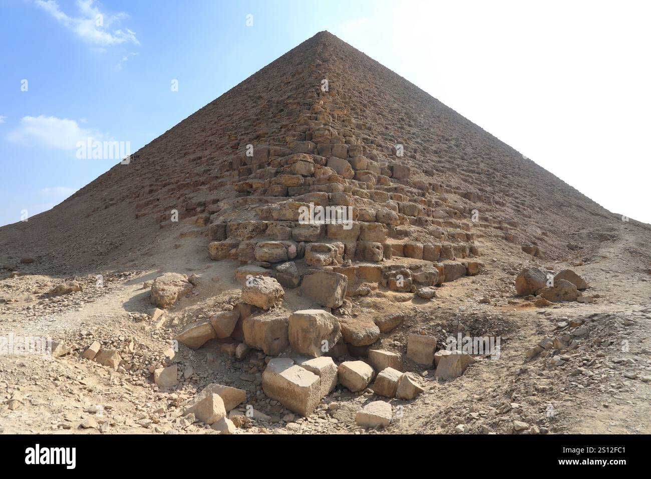 Pyramide rouge Banque D'Images