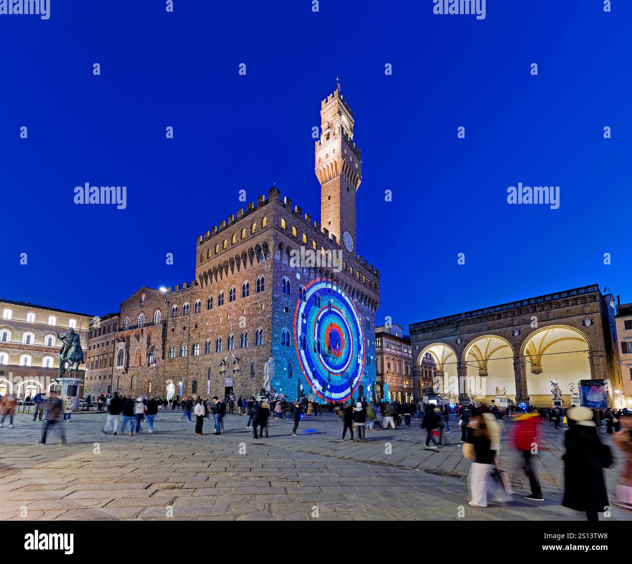 Piazza della Signoria à Florence au crépuscule avec Palazzo Vecchio et Loggia dei Lanzi Banque D'Images