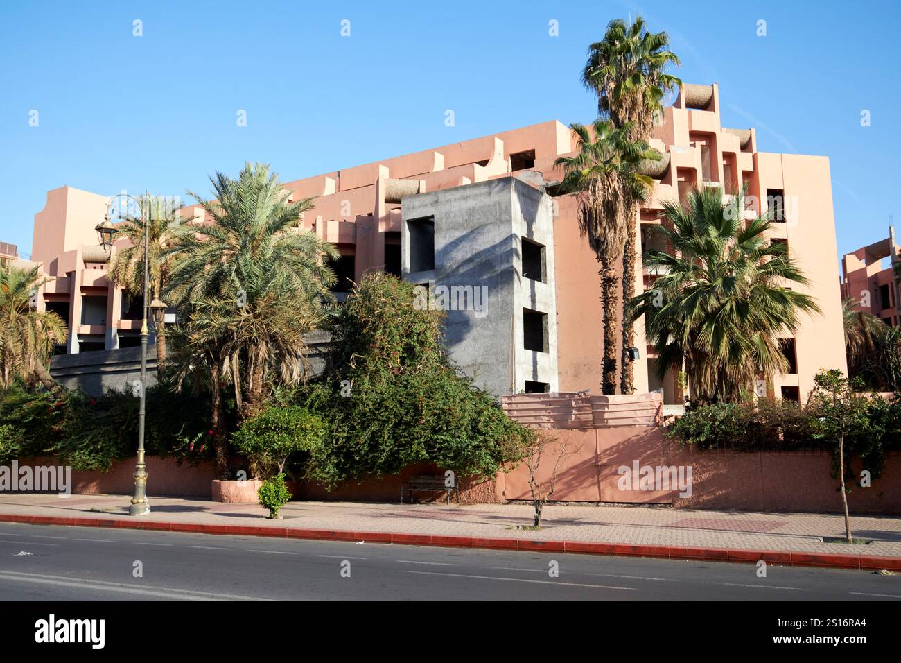 nouvel hôtel abandonné en construction gueliz marrakech, maroc Banque D'Images