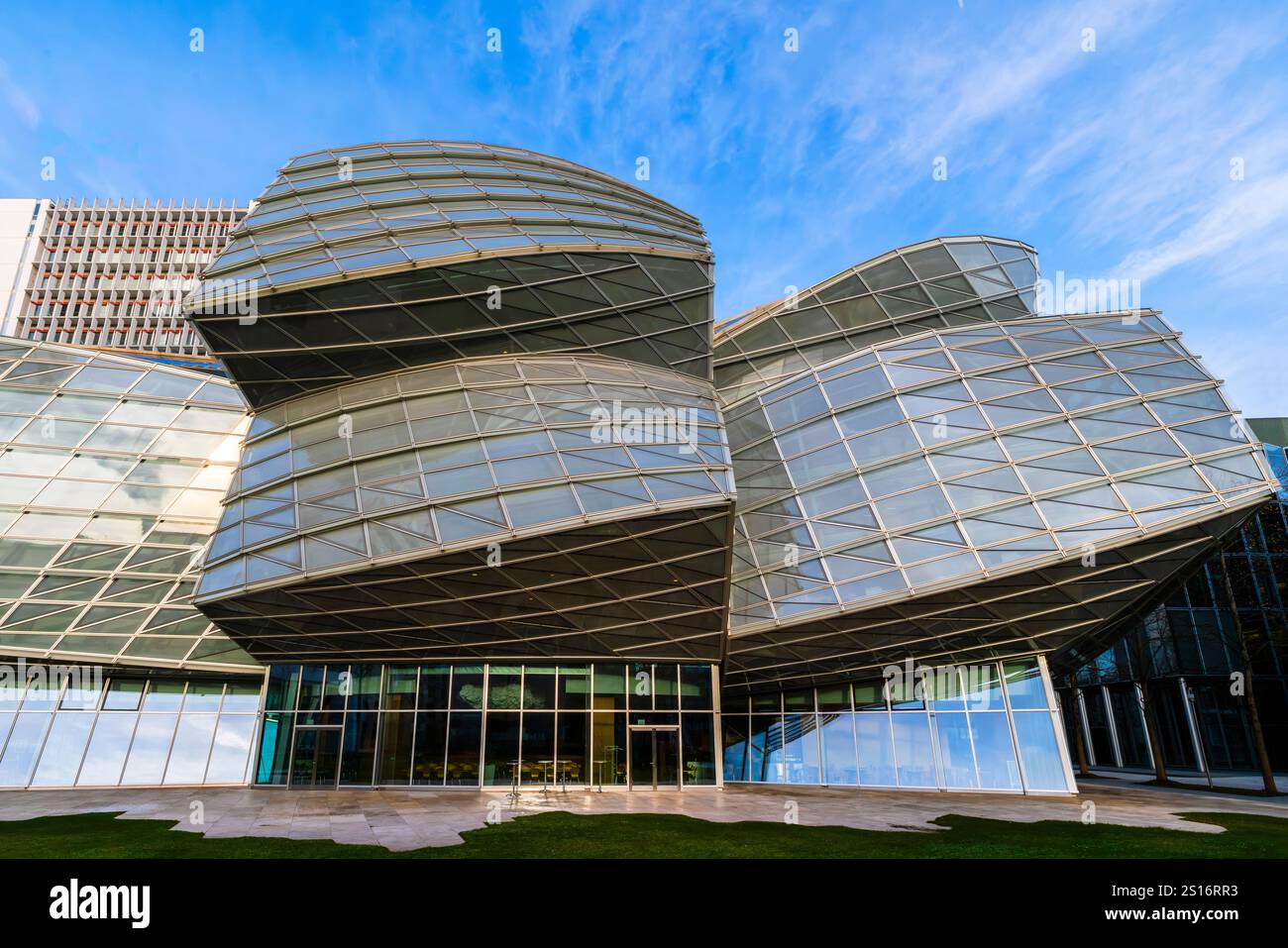 Le bâtiment de bureaux Novartis Pharma a été conçu par Frank O. Gehry, Novartis Campus à Bâle, en Suisse. Banque D'Images