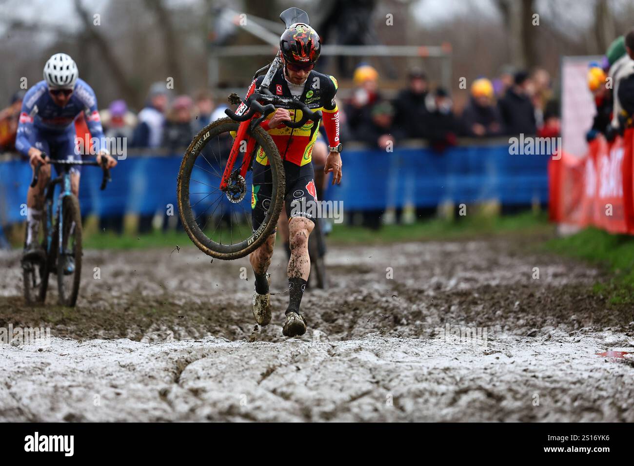 Baal, Belgique. 1er janvier 2025. Le belge Eli Iserbyt photographié en action lors de la course d'élite masculine de l'épreuve cycliste de cyclocross 'GP Sven Nys' le mercredi 01 janvier 2025 à Baal, étape 5/8 de la compétition X2O Badkamers 'Trofee Veldrijden'. BELGA PHOTO DAVID PINTENS crédit : Belga News Agency/Alamy Live News Banque D'Images