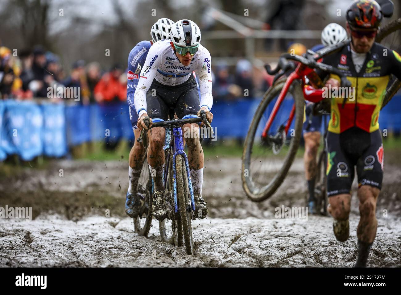 Baal, Belgique. 1er janvier 2025. Le belge Thibau Nys photographié en action lors de la course d'élite masculine de l'épreuve cycliste de cyclocross 'GP Sven Nys' le mercredi 01 janvier 2025 à Baal, étape 5/8 de la compétition X2O Badkamers 'Trofee Veldrijden'. BELGA PHOTO DAVID PINTENS crédit : Belga News Agency/Alamy Live News Banque D'Images