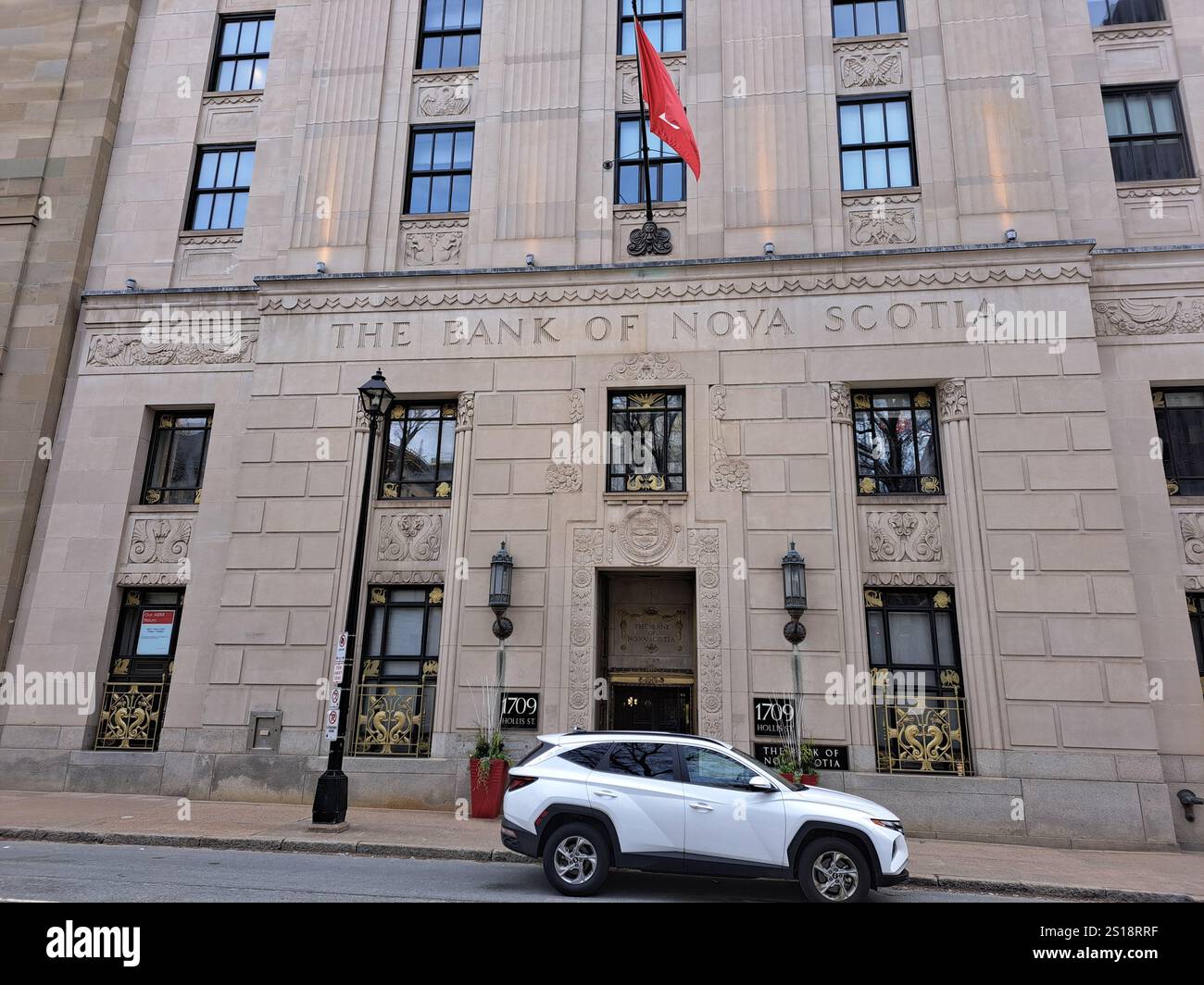 Banque de Nouvelle-Écosse sur Hollis Street au centre-ville de Halifax, Nouvelle-Écosse, Canada Banque D'Images Banque de Nouvelle-Écosse sur Hollis Street au centre-ville de Halifax, Nouvelle-Écosse, Canada Banque D'Images