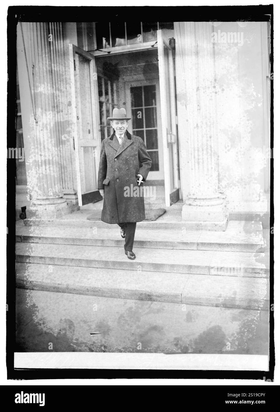 Marcus Loew, 1926 - Marcus Loew (7 mai 1870 - 5 septembre 1927) est un magnat des affaires américain et un pionnier de l'industrie cinématographique qui a formé Loew's Theatres et le studio de cinéma Metro-Goldwyn-Mayer (MGM). Banque D'Images