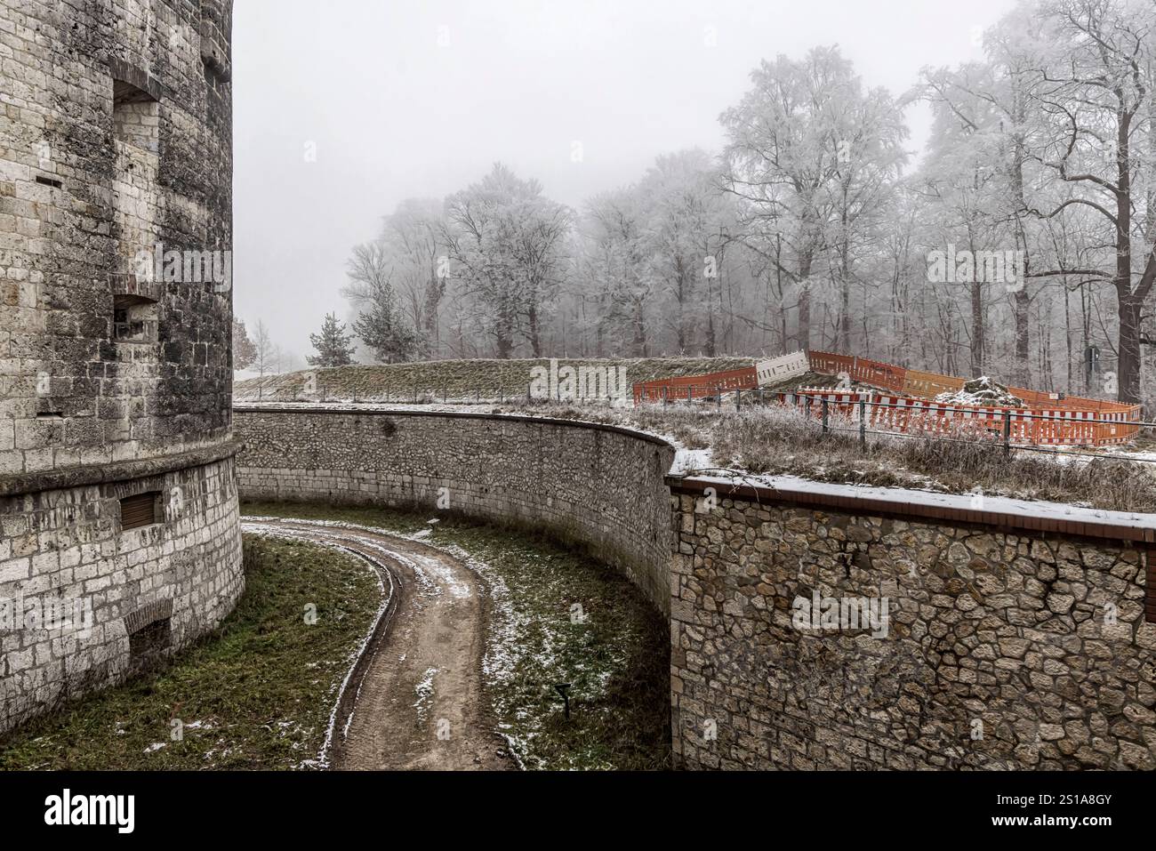 Wilhelmsburg. Bundesfestung Ulm. IM 19. Jahrhunderts War sie die größte millitärische Befestigungsanlage en Europe. // 30.12.2024 : Ulm, Bade-Württemberg, Deutschland *** forteresse fédérale de Wilhelmsburg Ulm au XIXe siècle, c'était la plus grande fortification militaire d'Europe 30 12 2024 Ulm, Bade-Württemberg, Allemagne Banque D'Images