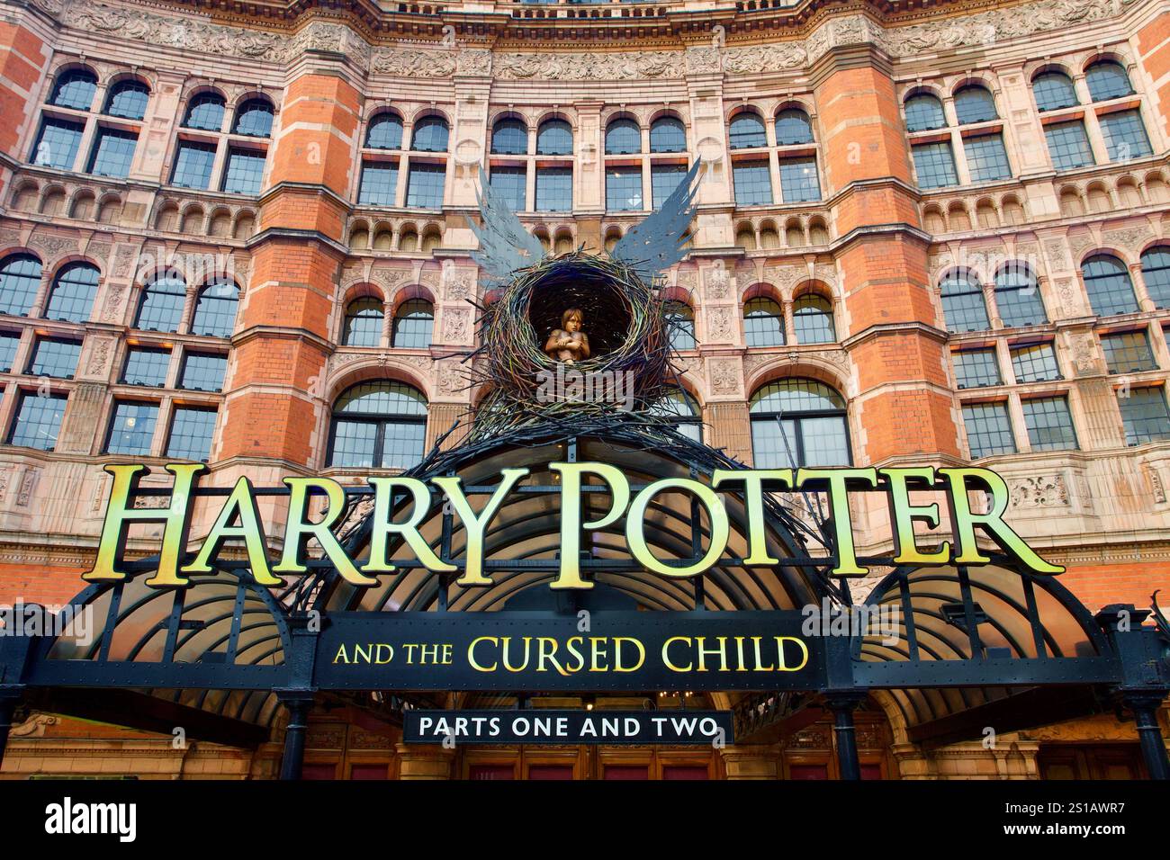 Harry Potter et l'enfant maudit, Palace Theatre, Cambridge Circus, City of Westminster, Londres, Angleterre. Banque D'Images