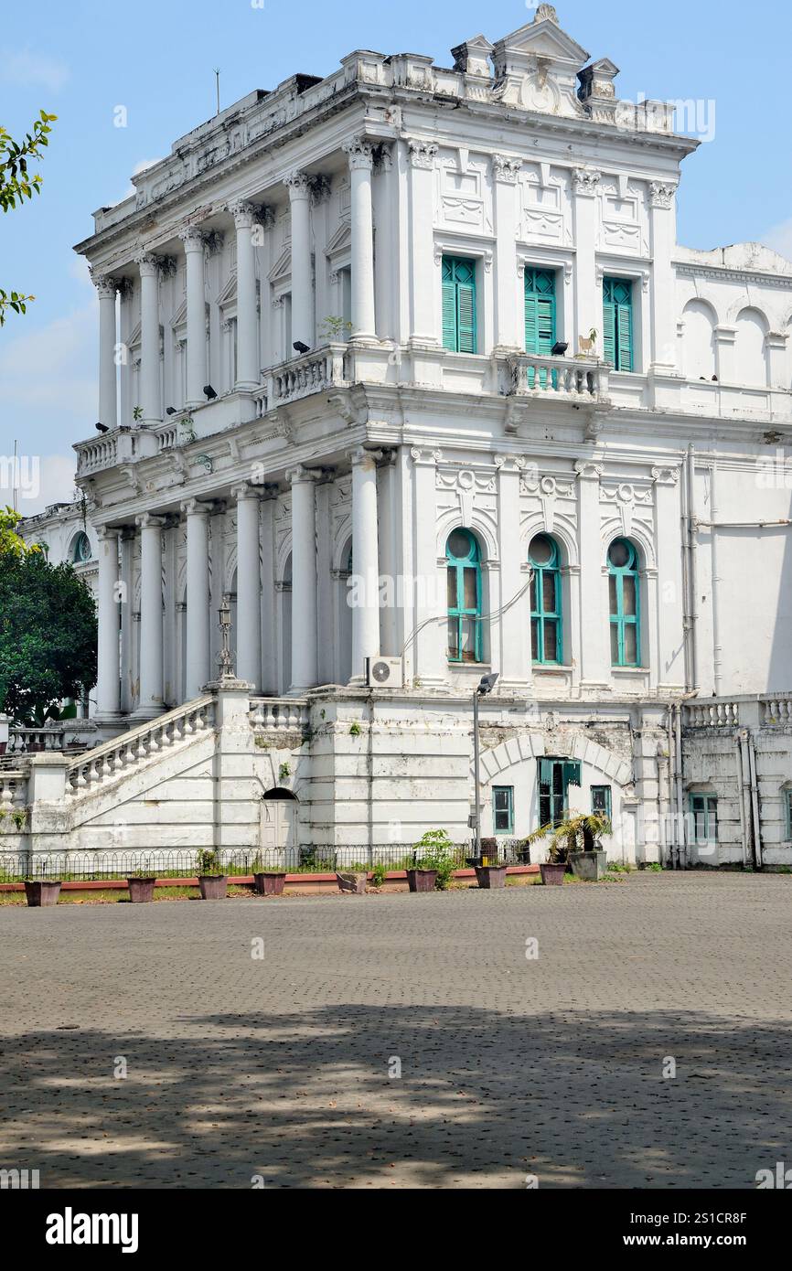 Vue partielle de la Bibliothèque nationale de l'Inde, est la plus grande bibliothèque en Inde par volume, située à Belvedere, Kolkata, Bengale occidental, Inde Banque D'Images