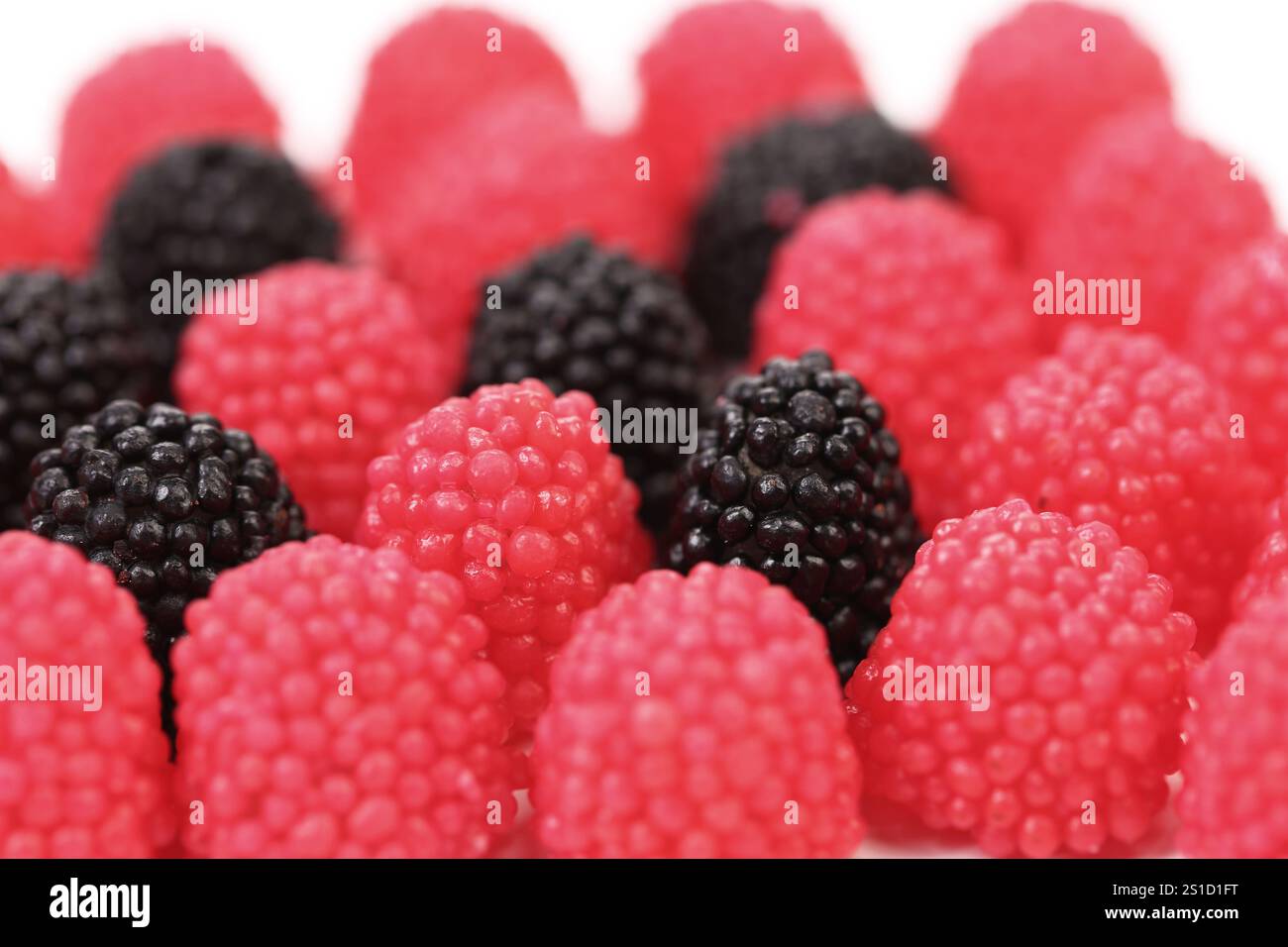 Jujube boules colorées sur un fond blanc Banque D'Images