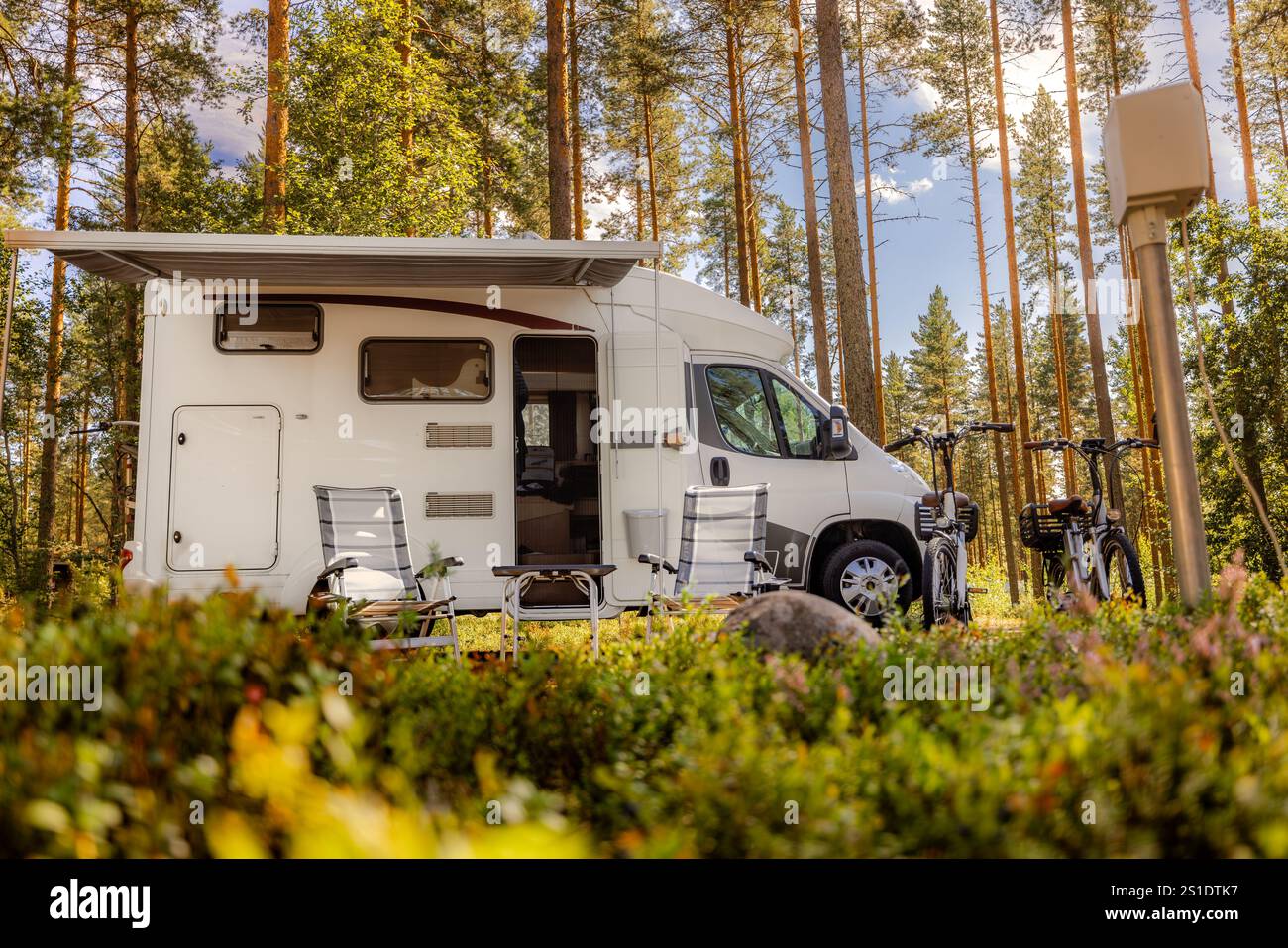 Vacances famille billet RV, vacances voyage en camping-car, caravane location de vacances. Banque D'Images