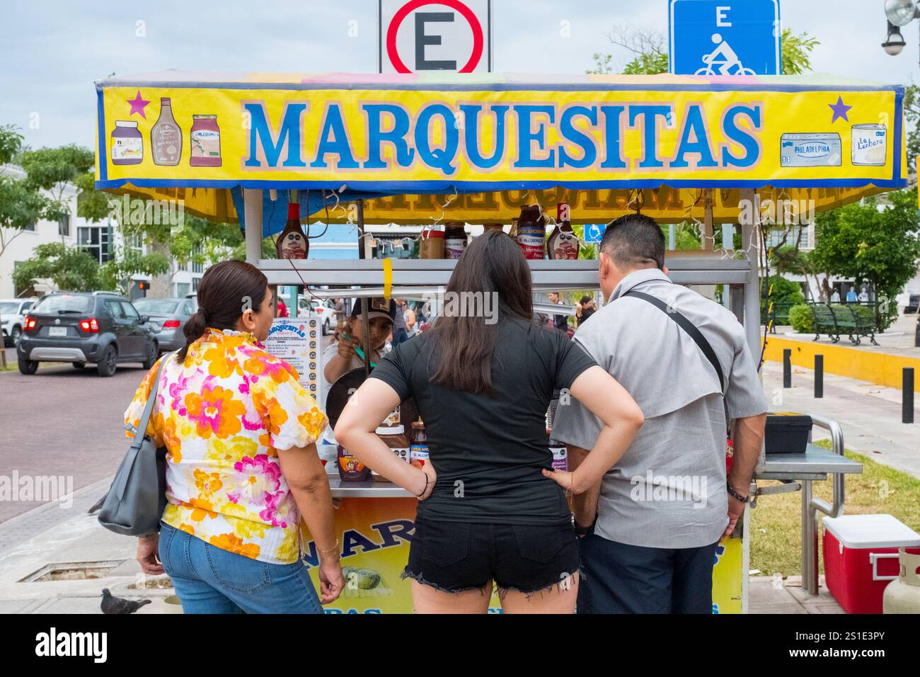 Stand vendant Marquesitas , Merida Yucatan Mexique Banque D'Images