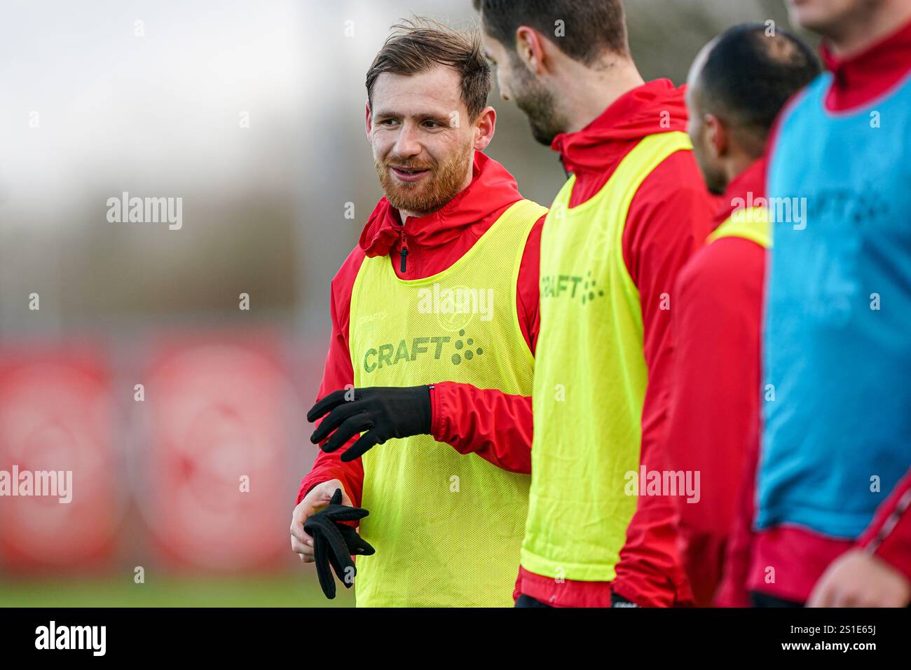 Almere, pays-Bas. 03 janvier 2025. ALMERE, PAYS-BAS - 3 JANVIER : lors de la session d'entraînement de l'Almere City FC au Fanny Blankers Koen Sportpark le 3 janvier 2025 à Almere, pays-Bas. (Photo par Andre Weening/Orange Pictures) crédit : Orange pics BV/Alamy Live News Banque D'Images