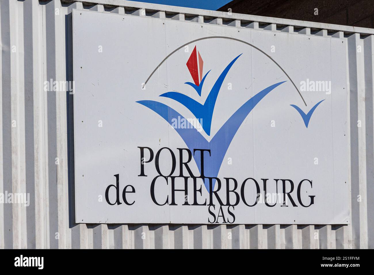 Port de Cherbourg sighn sur le port, Cherbourg, France Banque D'Images