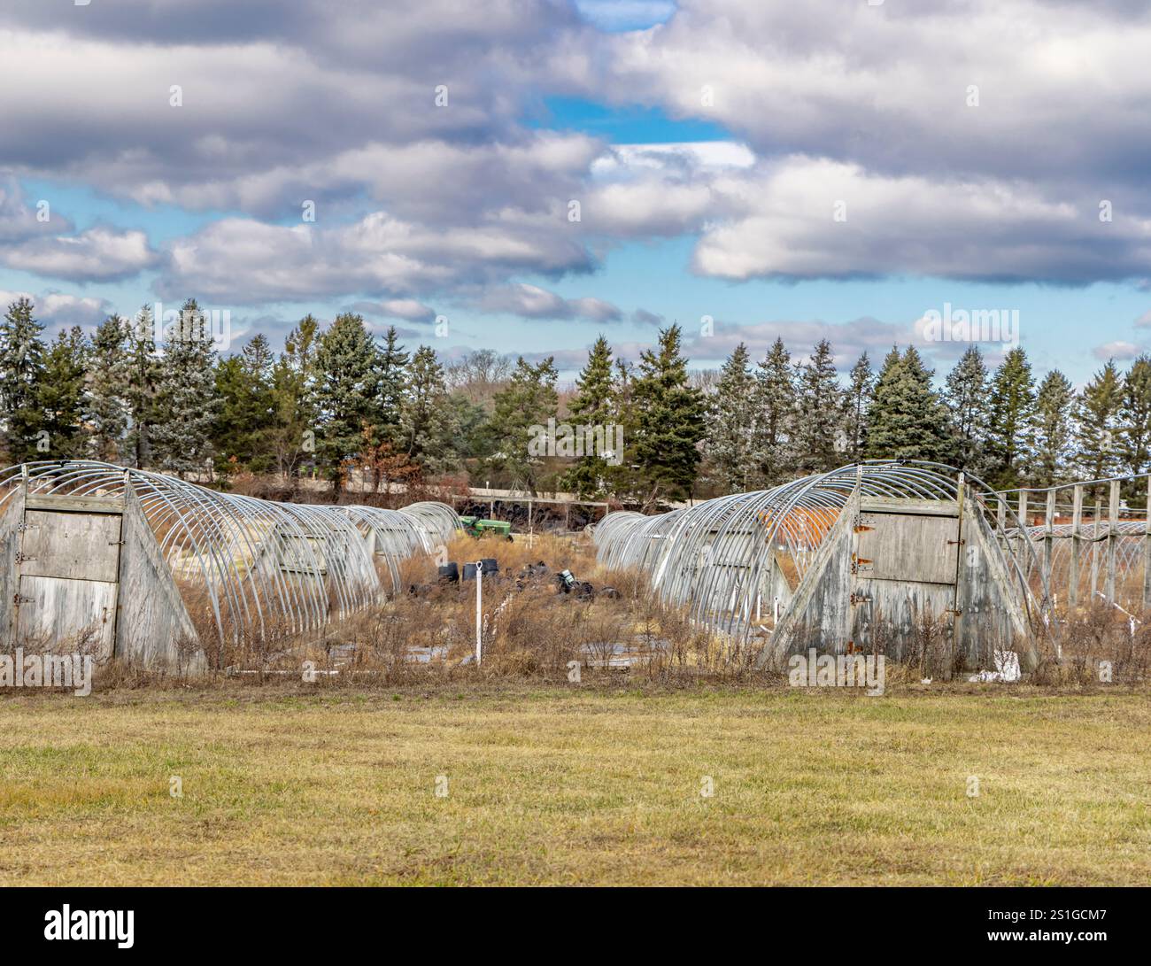 un paysage avec de vieilles maisons de cerceaux abandonnées sur la fourche nord Banque D'Images