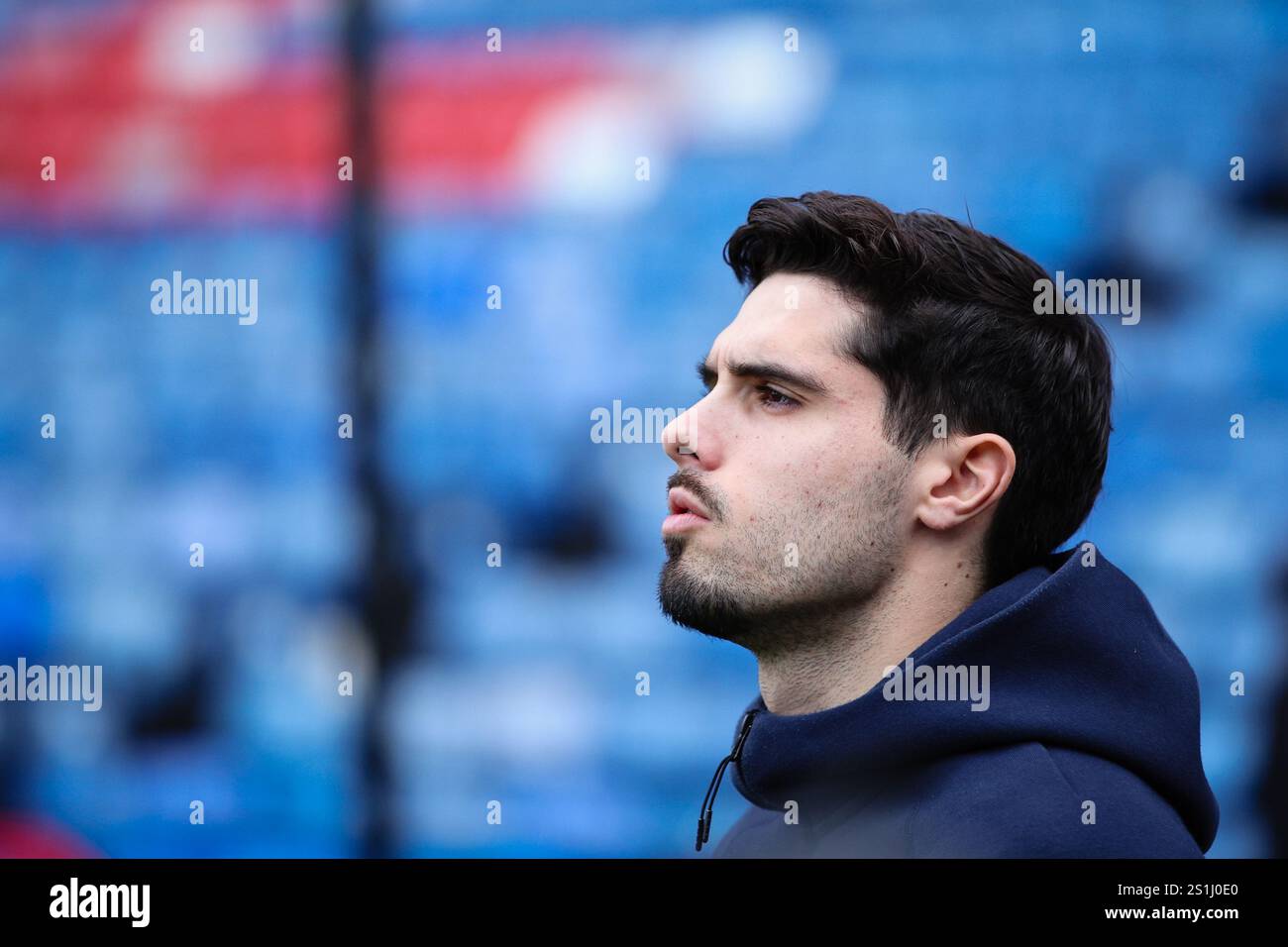LONDRES, Royaume-Uni - 4 janvier 2025 : Pedro Neto de Chelsea arrive devant le match de premier League entre Crystal Palace FC et Chelsea FC à Selhurst Park (crédit : Craig Mercer/ Alamy Live News) Banque D'Images LONDRES, Royaume-Uni - 4 janvier 2025 : Pedro Neto de Chelsea arrive devant le match de premier League entre Crystal Palace FC et Chelsea FC à Selhurst Park (crédit : Craig Mercer/ Alamy Live News) Banque D'Images