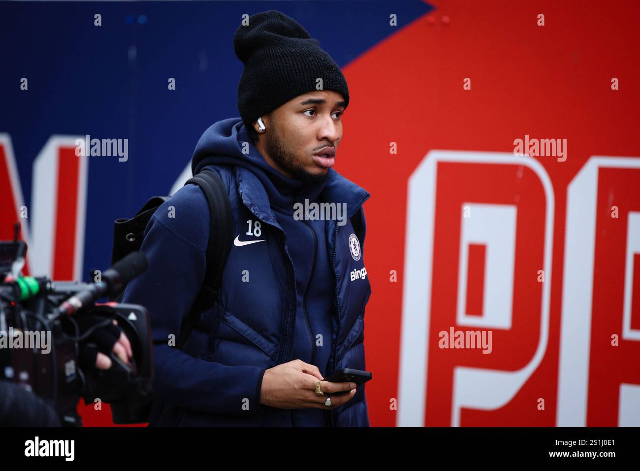 LONDRES, Royaume-Uni - 4 janvier 2025 : Christopher Nkunku de Chelsea arrive devant le match de premier League entre Crystal Palace FC et Chelsea FC à Selhurst Park (crédit : Craig Mercer/ Alamy Live News) Banque D'Images LONDRES, Royaume-Uni - 4 janvier 2025 : Christopher Nkunku de Chelsea arrive devant le match de premier League entre Crystal Palace FC et Chelsea FC à Selhurst Park (crédit : Craig Mercer/ Alamy Live News) Banque D'Images