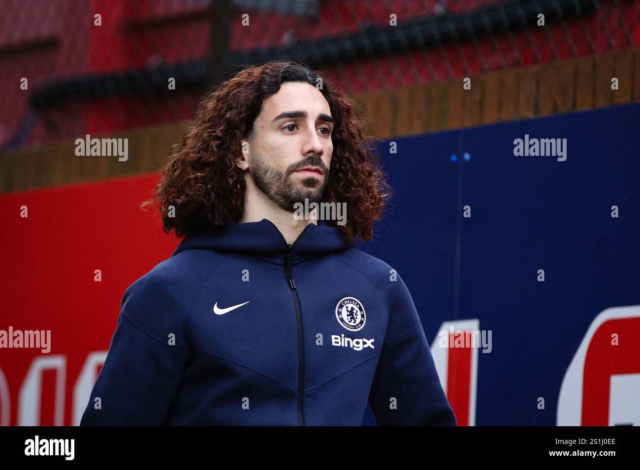 LONDRES, Royaume-Uni - 4 janvier 2025 : Marc Cucurella de Chelsea arrive devant le match de premier League entre Crystal Palace FC et Chelsea FC à Selhurst Park (crédit : Craig Mercer/ Alamy Live News) Banque D'Images LONDRES, Royaume-Uni - 4 janvier 2025 : Marc Cucurella de Chelsea arrive devant le match de premier League entre Crystal Palace FC et Chelsea FC à Selhurst Park (crédit : Craig Mercer/ Alamy Live News) Banque D'Images