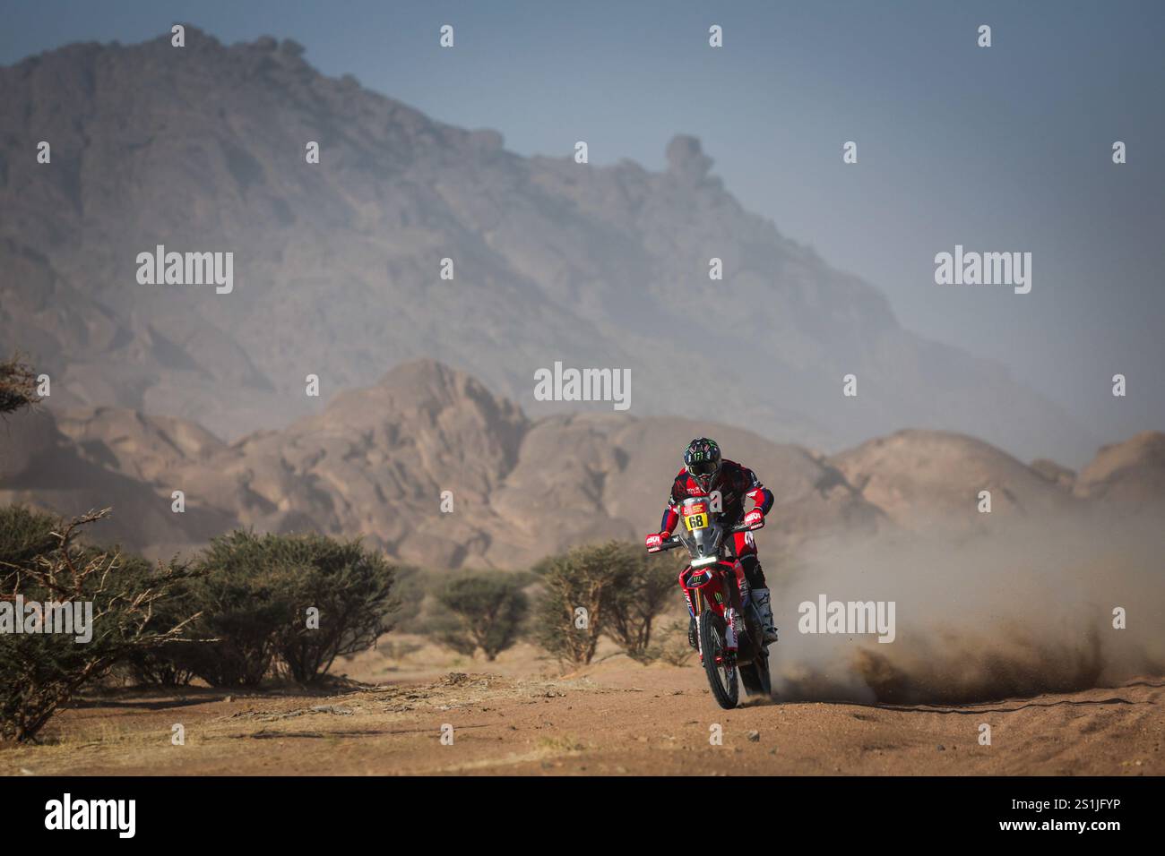68 SCHAREINA Tosha (spa), Honda, Monster Energy Honda HRC, Motul, RallyGP, action lors de l'étape 1 du Dakar 2025 le 4 janvier 2025 autour de Bisha, Arabie Saoudite Banque D'Images