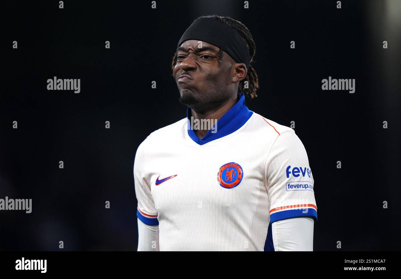 Noni Madueke de Chelsea semble découragé après le match de premier League à Selhurst Park, Londres. Date de la photo : samedi 4 janvier 2025. Banque D'Images