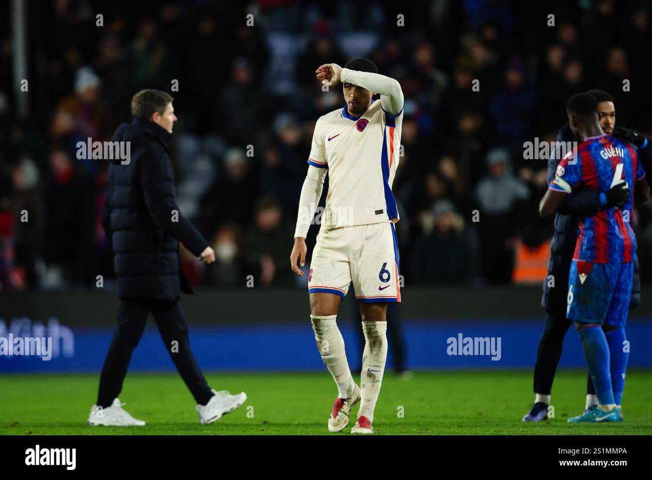 LONDRES, Royaume-Uni - 4 janvier 2025 : Levi Colwill de Chelsea réagit après le match de premier League entre Crystal Palace FC et Chelsea FC à Selhurst Park (crédit : Craig Mercer/ Alamy Live News) Banque D'Images LONDRES, Royaume-Uni - 4 janvier 2025 : Levi Colwill de Chelsea réagit après le match de premier League entre Crystal Palace FC et Chelsea FC à Selhurst Park (crédit : Craig Mercer/ Alamy Live News) Banque D'Images