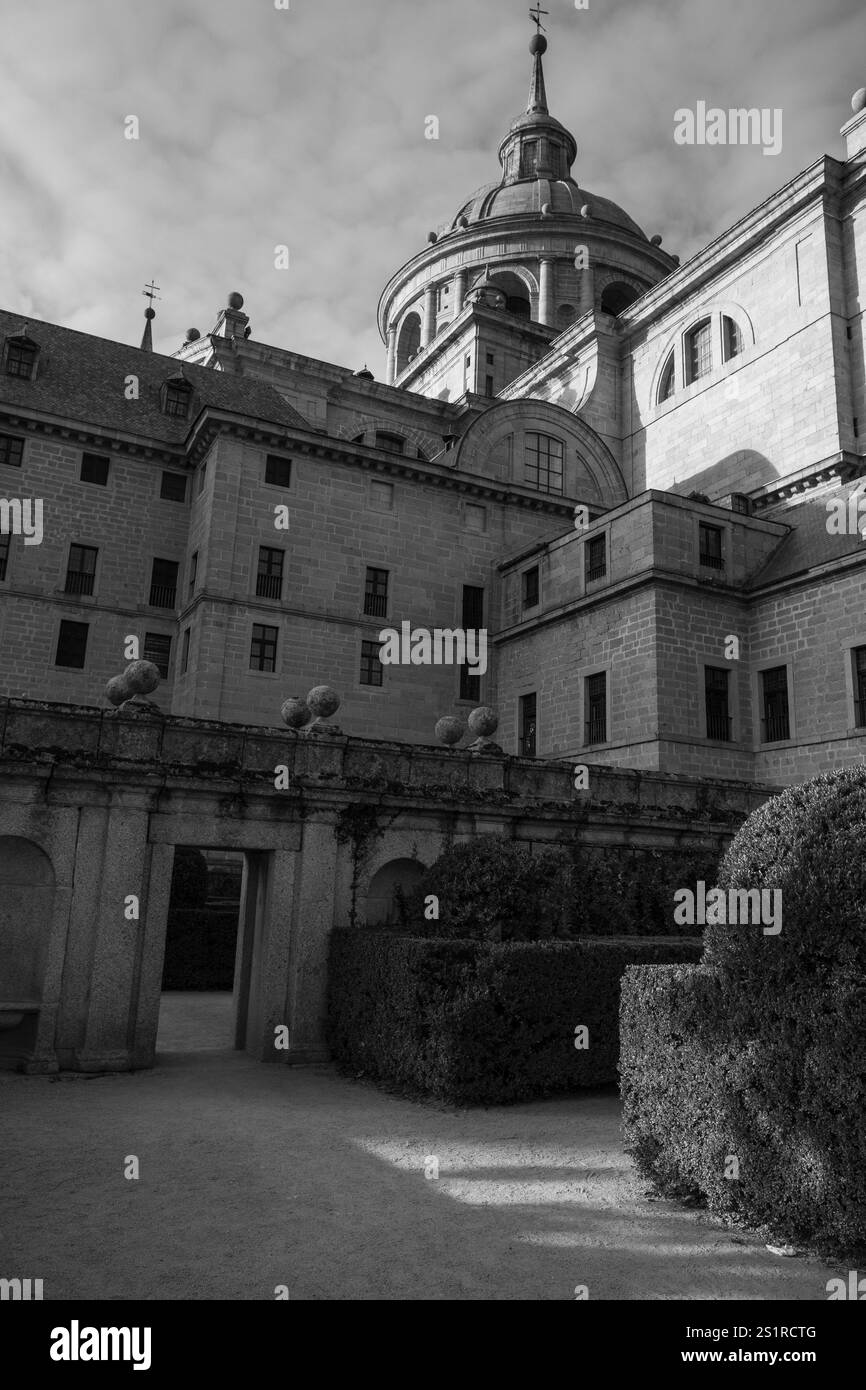 Madrid, Espagne. 02 janvier 2025. Vue du monastère de l'Escorial à San Lorenzo de El Escorial Madrid 4 janvier 2025 Espagne crédit : Sipa USA/Alamy Live News Banque D'Images