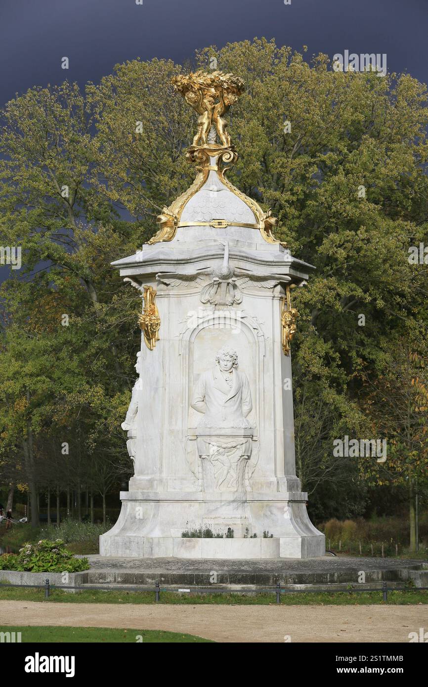 Monument de Beethoven-Haydn-Mozart ou monument des compositeurs, érigé en 1904 par Rudolf et Wolfgang Siemering au Grosser Tiergarten en l'honneur de la co Banque D'Images
