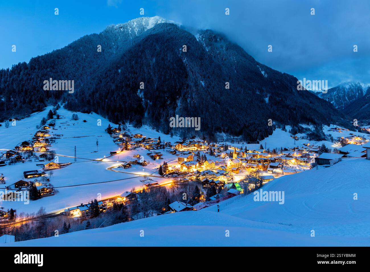 Gaschunr en Autriche la nuit en hiver Banque D'Images