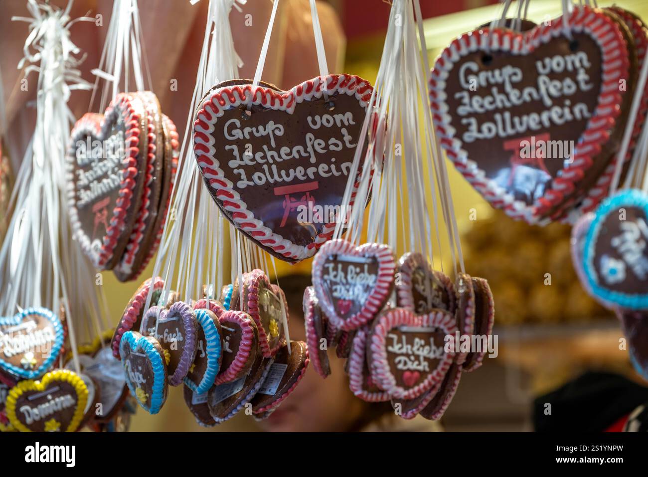 Cœurs de pain d'épices, souvenir du festival des mines de charbon à la mine de charbon Zollverein, Essen, site du patrimoine mondial de l'UNESCO, Essen, Rhénanie du Nord-Westphalie, Banque D'Images