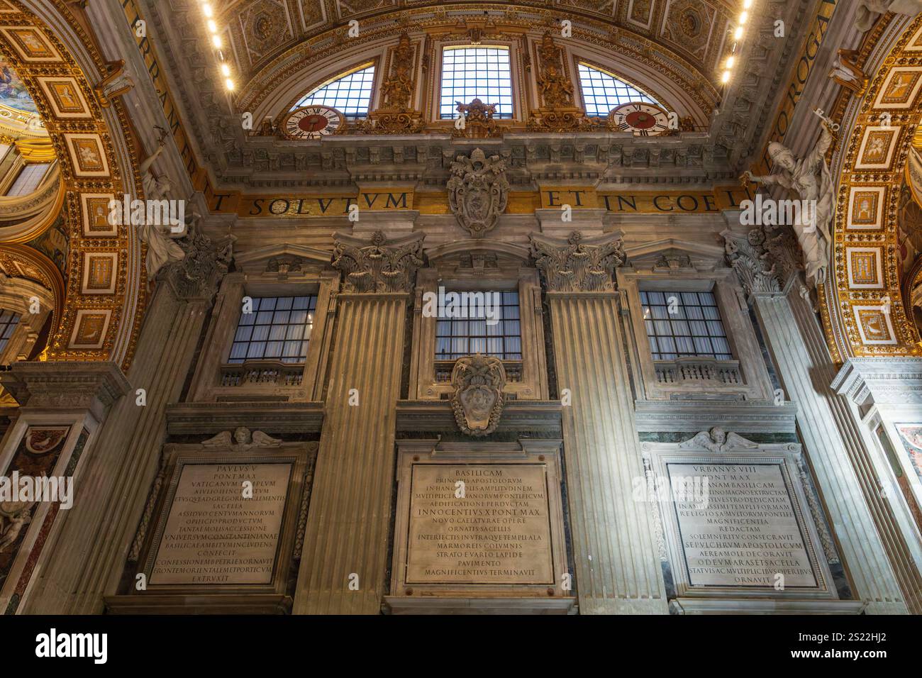 Nef of. Basilique Pierre, Cité du Vatican. Banque D'Images