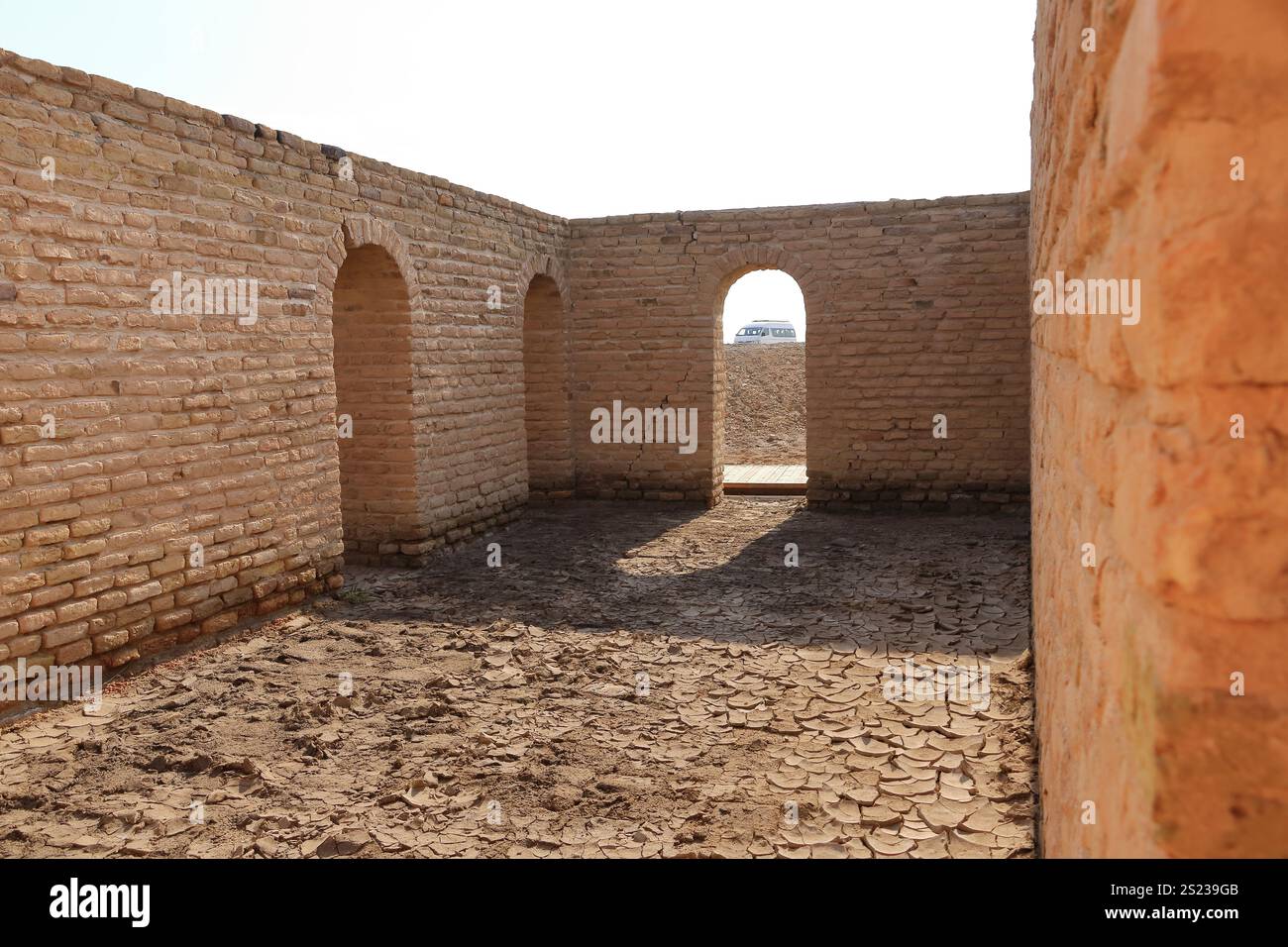 La Maison du Prophète Abraham a restauré ziggourat dans l'ancien Ur, temple sumérien, Irak Banque D'Images