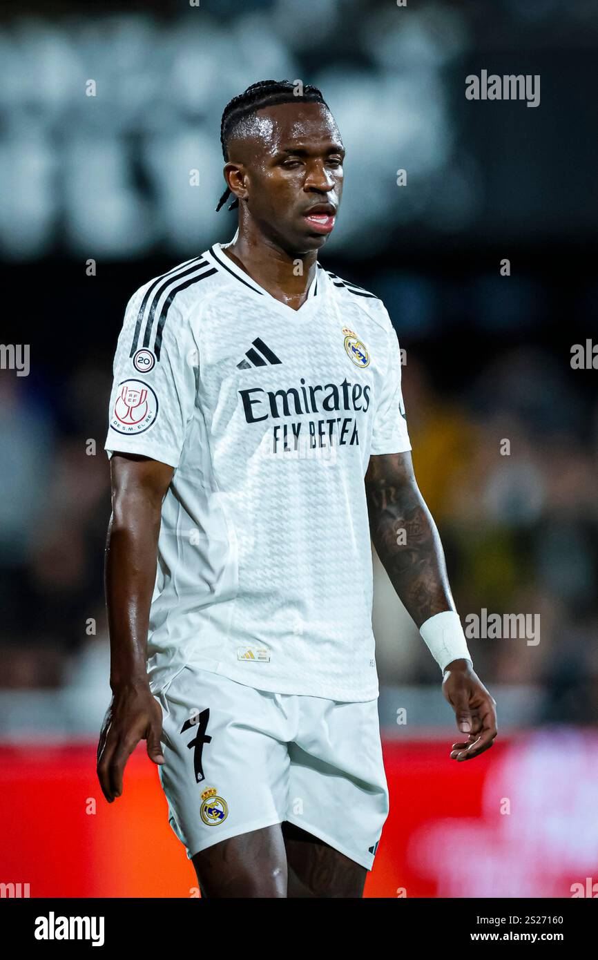 Carthagène, Espagne. 6 janvier 2025. Vinicius du Real Madrid CF lors du match de la 16ème manche de la Copa del Rey entre CD Minera et Real Madrid au stade de Cartagonova à Carthagène, Espagne. © ABEL F. ROS/Alamy Live News Banque D'Images
